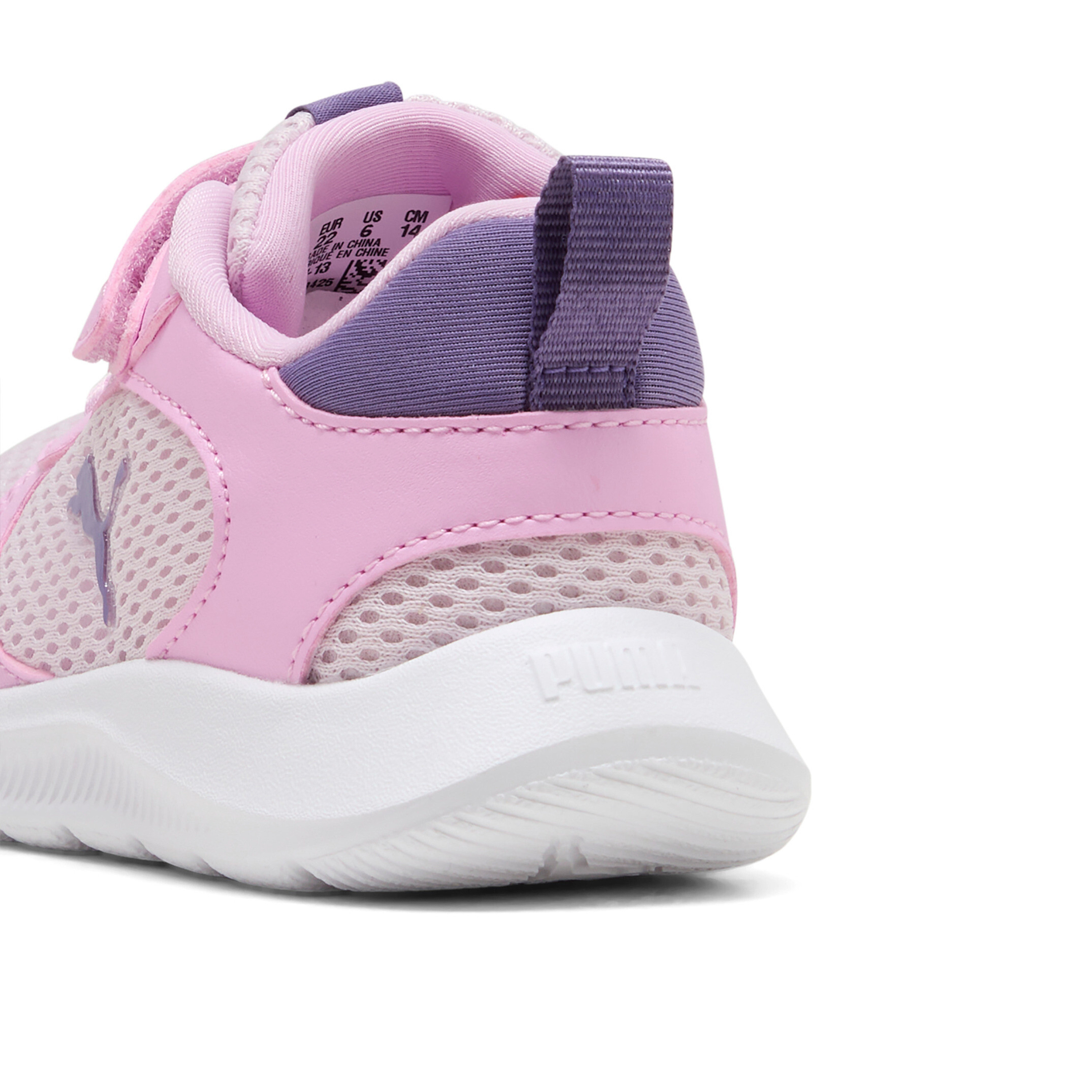 حذاء رياضي "فن ريسر 2 إي سي+" بشريط إغلاق لاصق للبنات من بوما-baby-girls-shoes-closedshoes-image-6