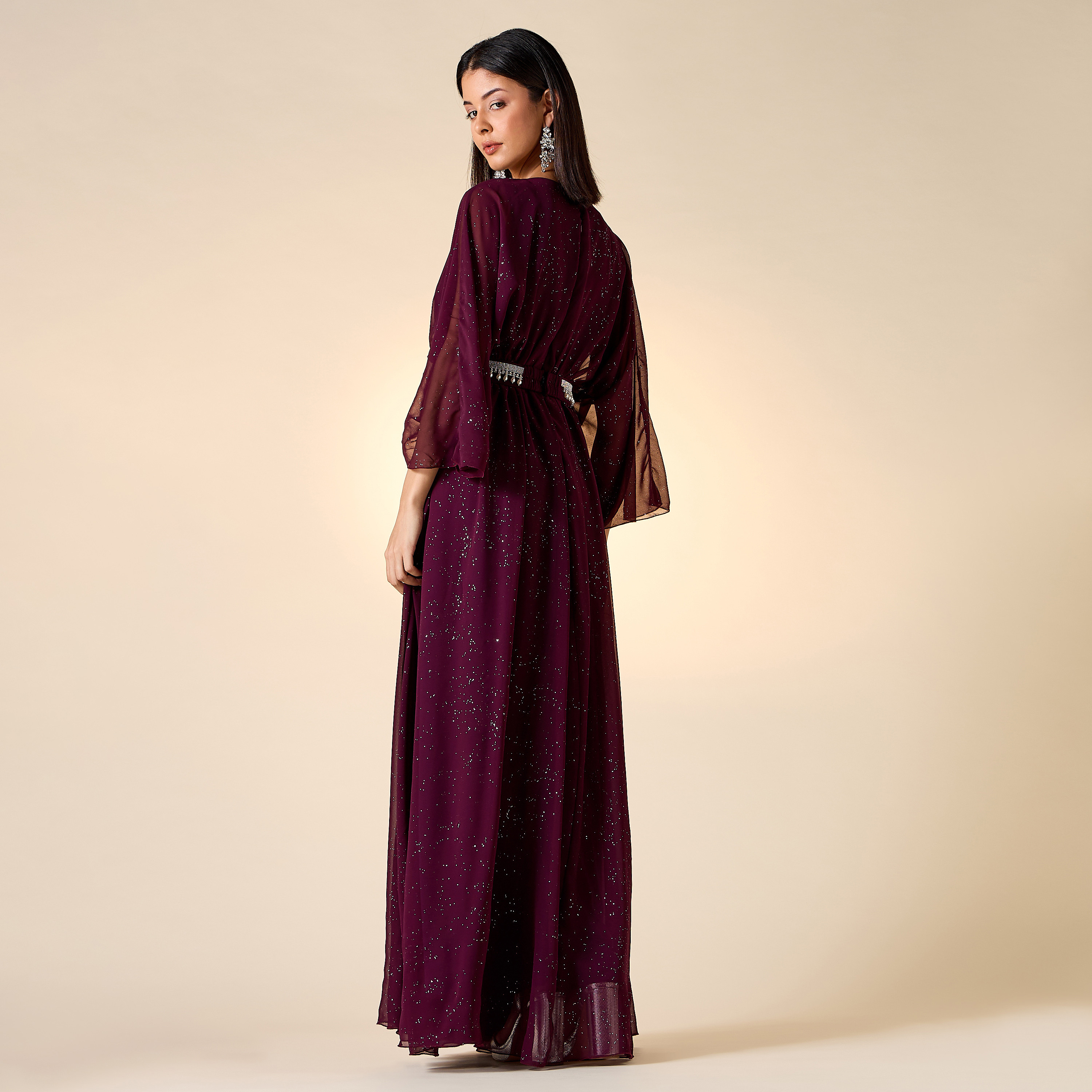 فستان مزيّن بياقة حرف V وحزام من جولدن آبل-women-clothing-dresses-image-9