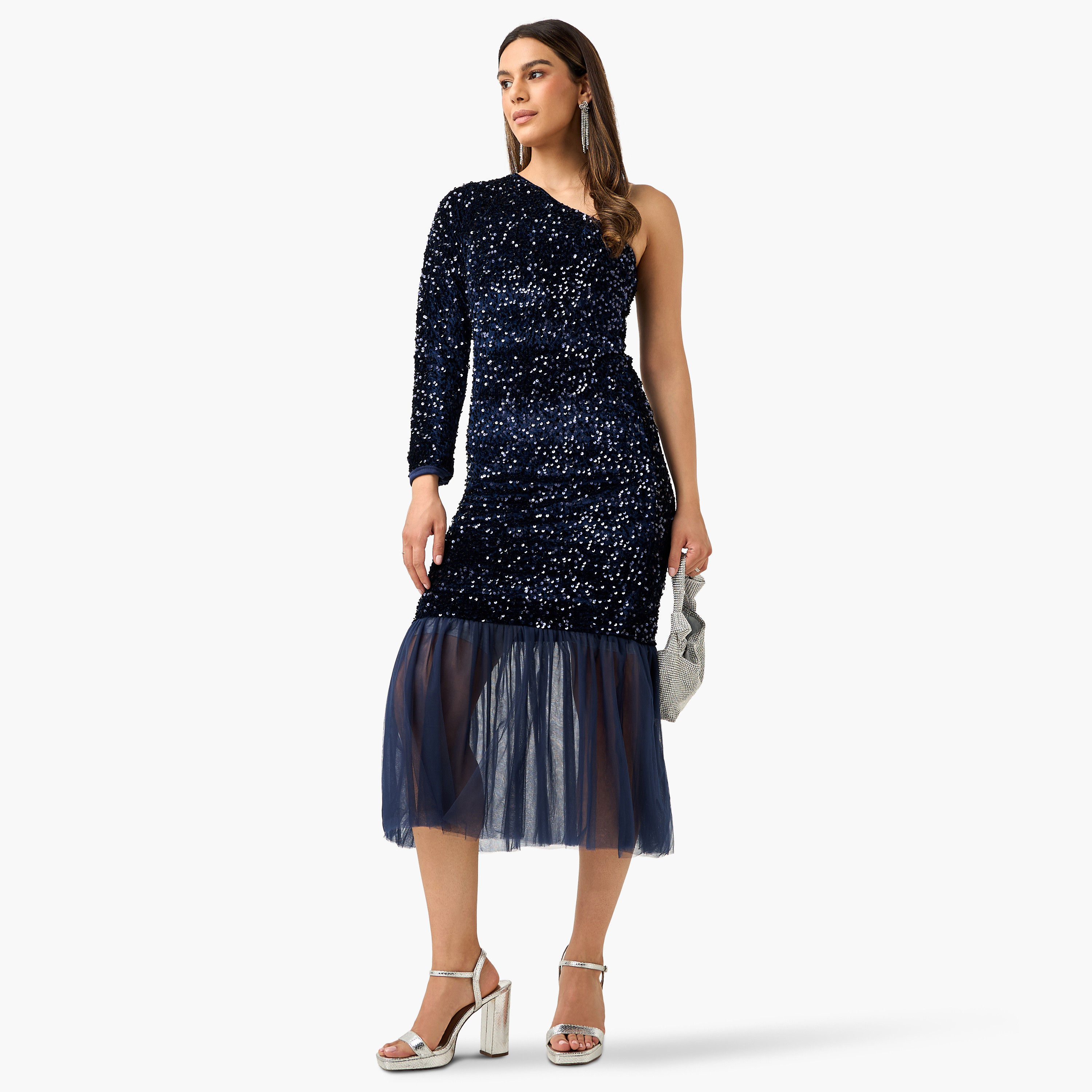 فستان مزين بالترتر بكتف واحد وتفاصيل تول من جولدن أبل-women-clothing-dresses-image-1