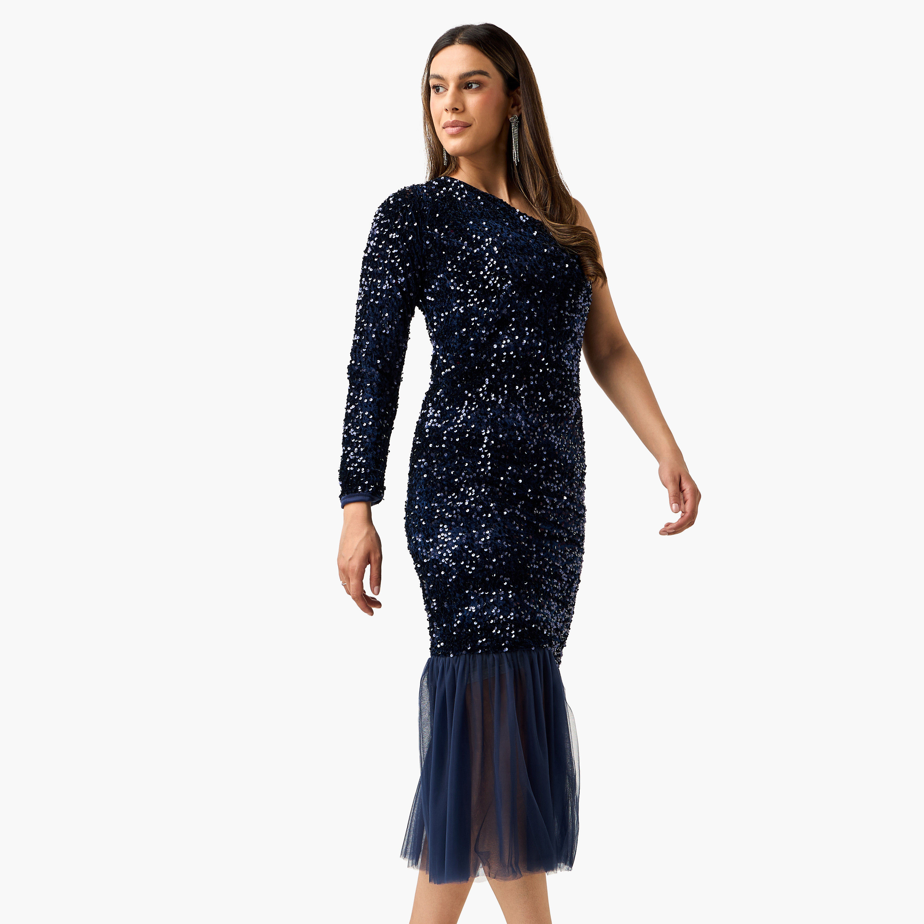 فستان مزين بالترتر بكتف واحد وتفاصيل تول من جولدن أبل-women-clothing-dresses-image-2