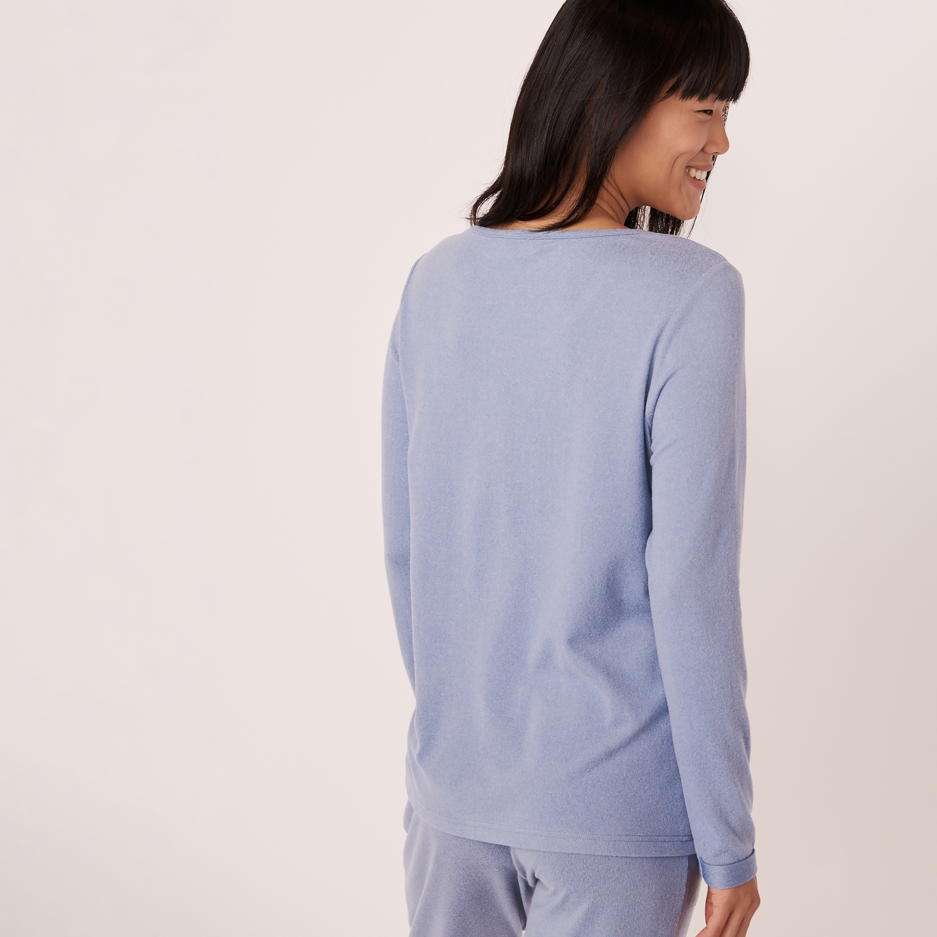 تي شيرت من لا في إن روز نسائي أزرق مطبوع بياقة مستديرة وأكمام طويلة-women-clothing-nightwear-pyjamas-tops-image-3