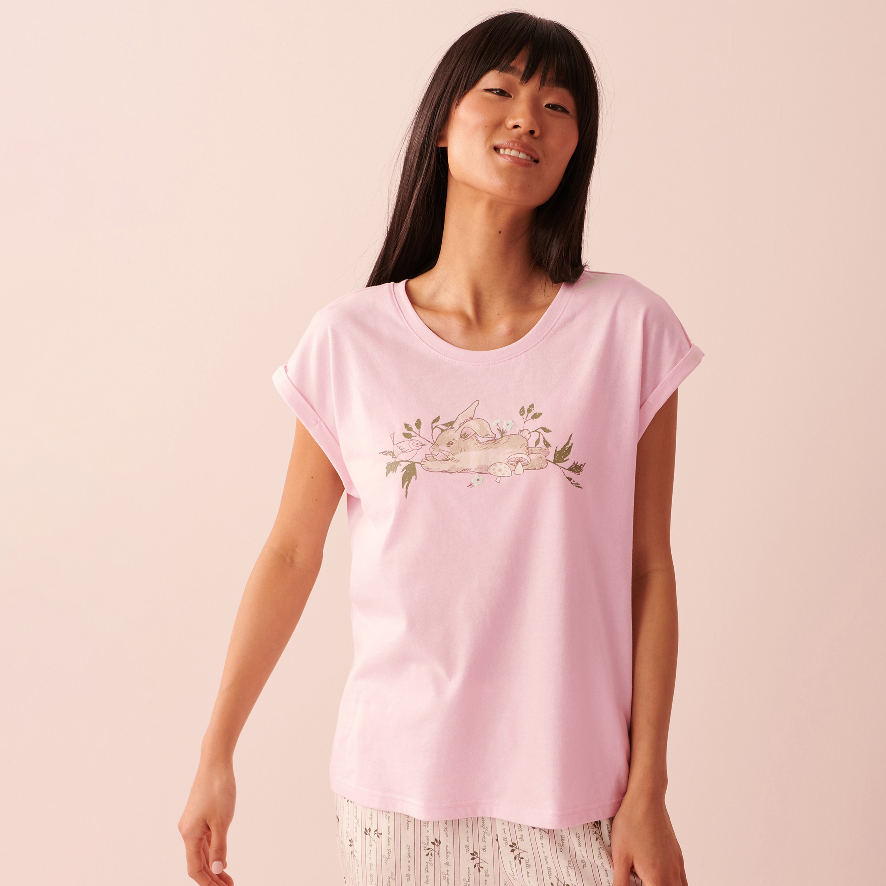 تيشيرت لا في إن روز بياقة دائرية وأكمام قصيرة مع طبعات-women-clothing-nightwear-pyjamas-tops-image-11