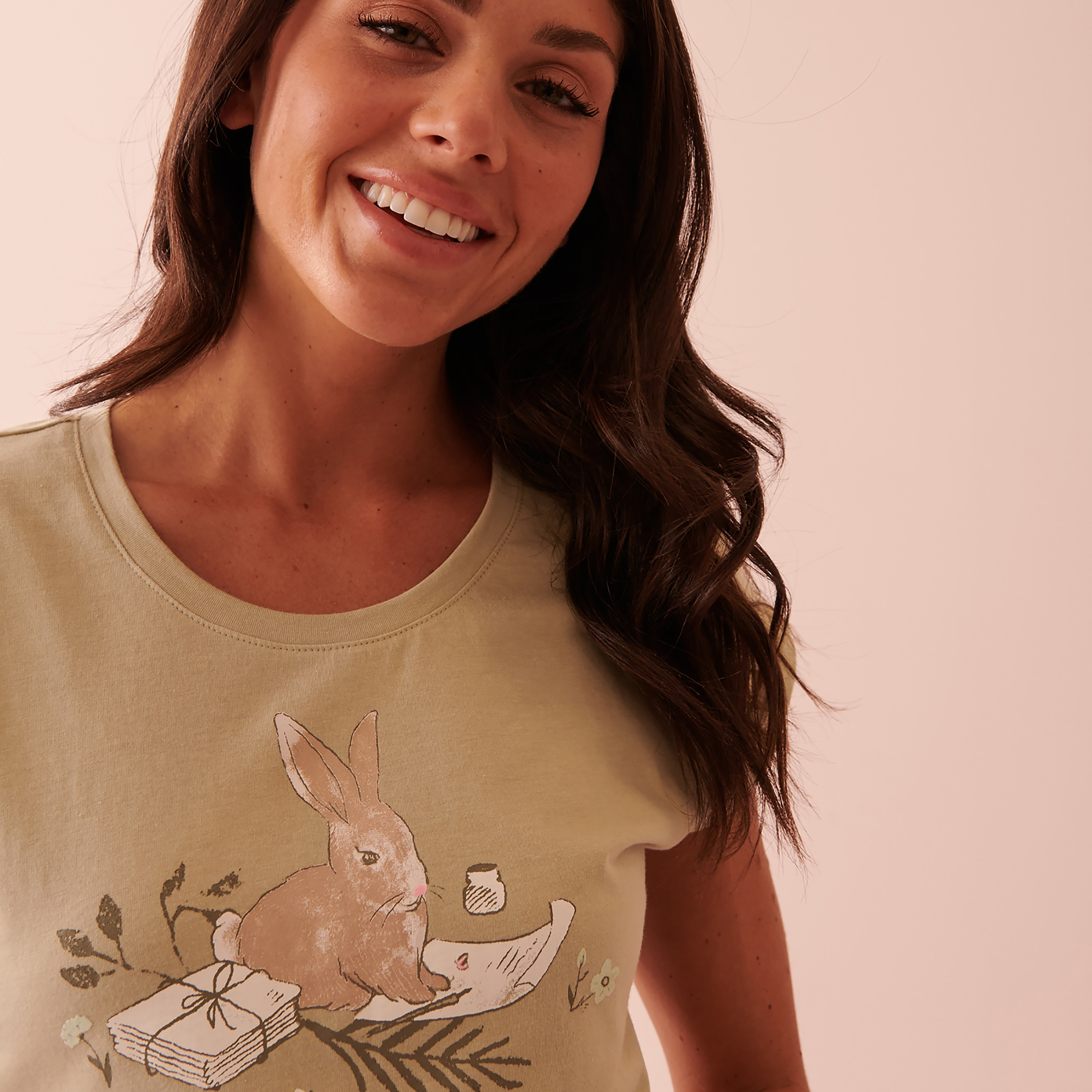 تيشيرت لا في إن روز بياقة دائرية وأكمام قصيرة مع طبعات-women-clothing-nightwear-pyjamas-tops-image-9