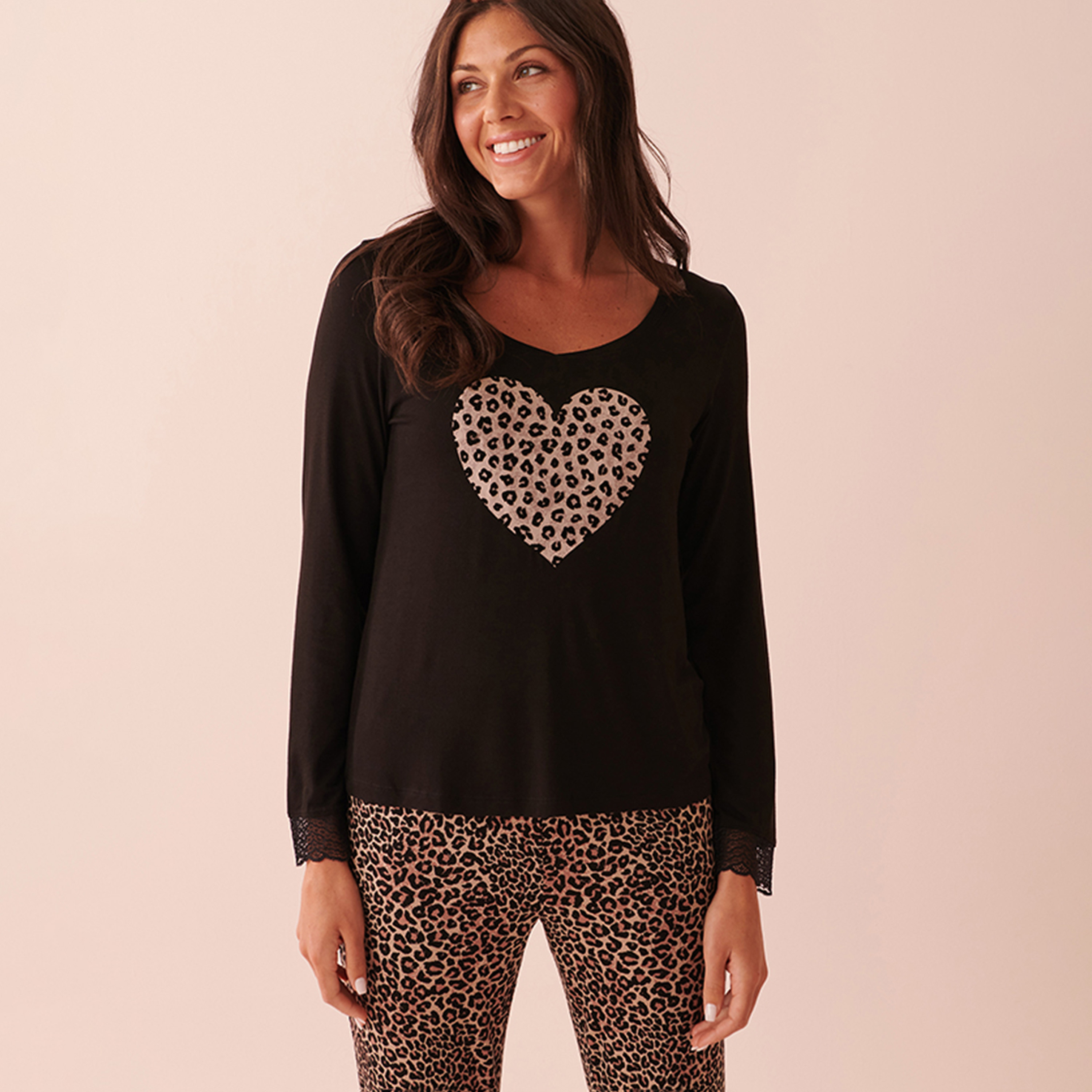 La Vie En Rose Women's Animal Print Round Neck Long Sleeves T-shirt-women-clothing-nightwear-pyjamas-tops-image-1