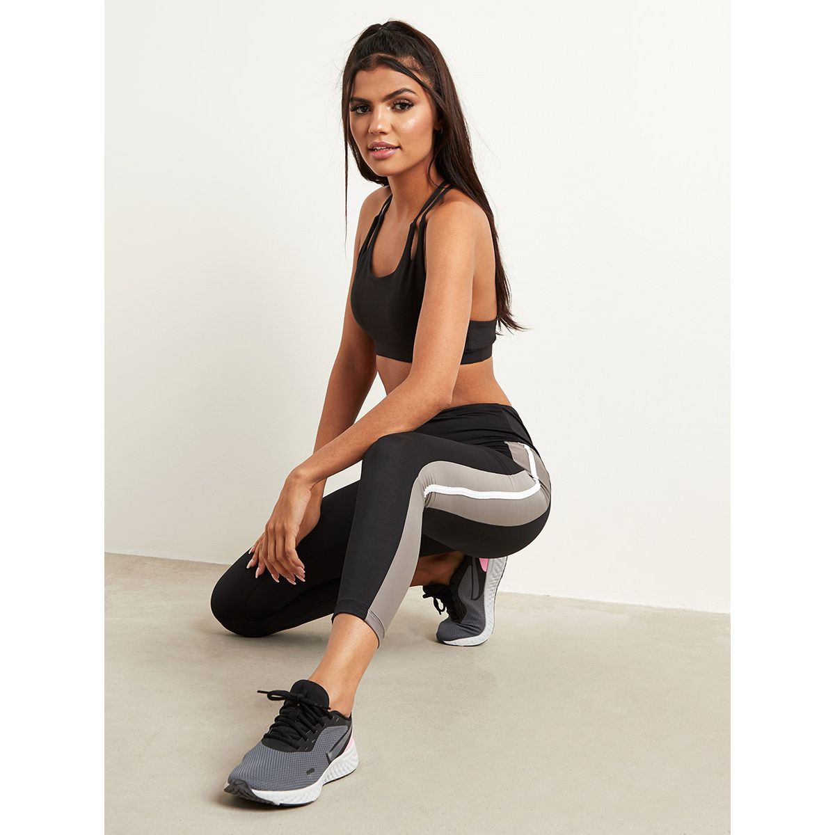 ليقنز رياضي بخصر مطاطي-women-clothing-bottoms-leggings-image-4