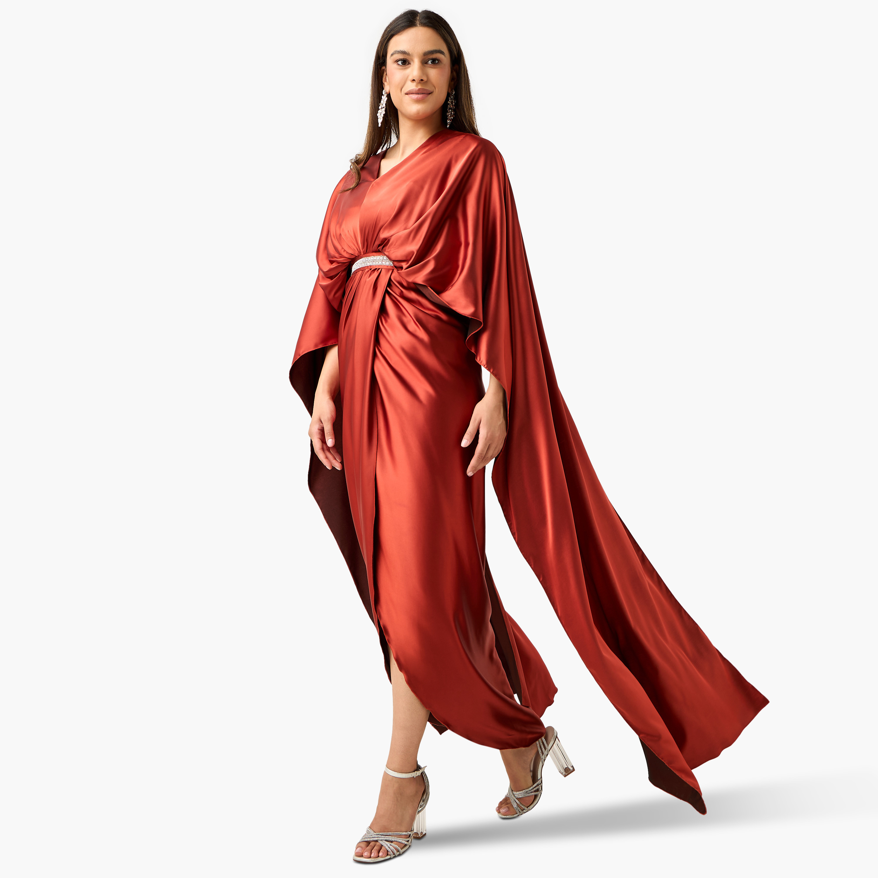 فستان مزين بكشكش وبياقة V وأكمام كاب من جولدن أبل-women-clothing-dresses-image-2