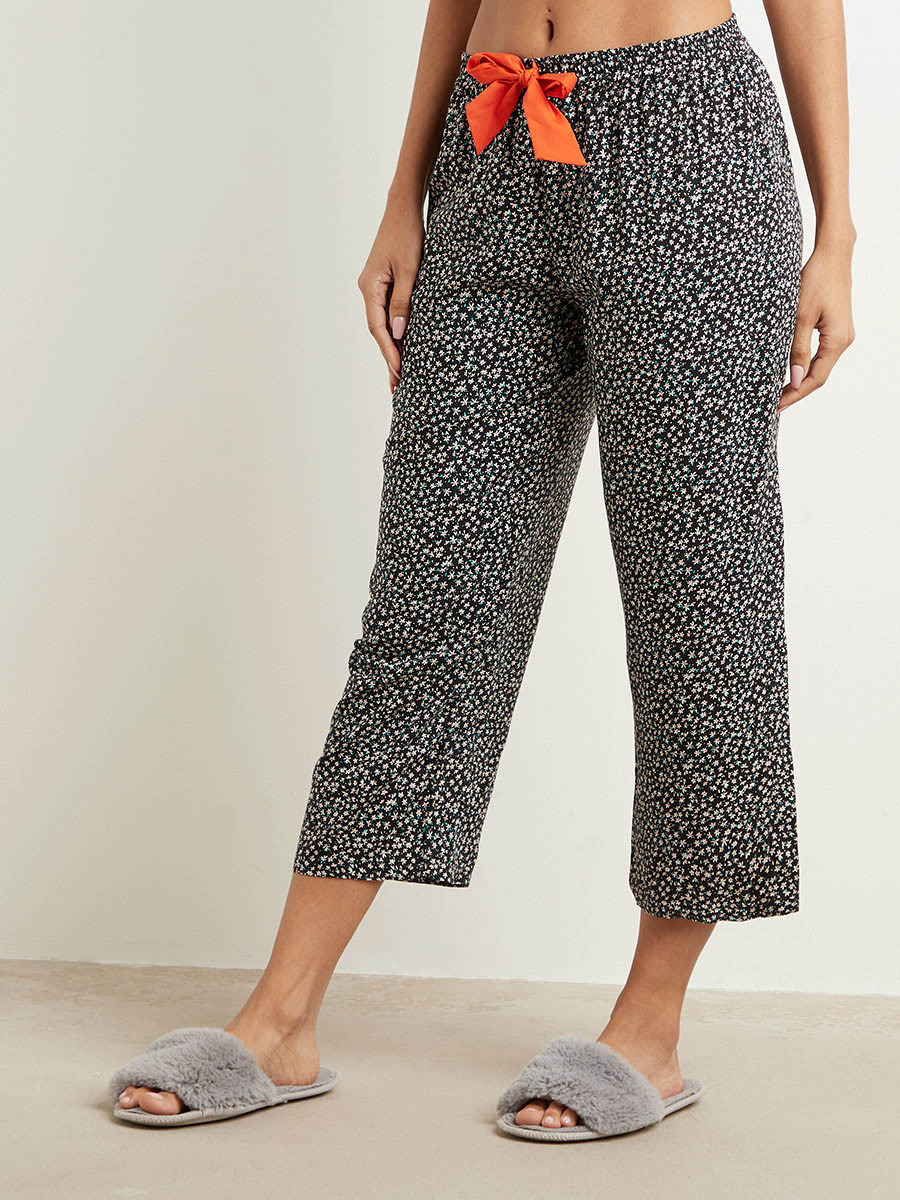 مجموعة من تيشيرت وبنطلون من ستايلي-women-clothing-nightwear-pyjamas-bottoms-image-3
