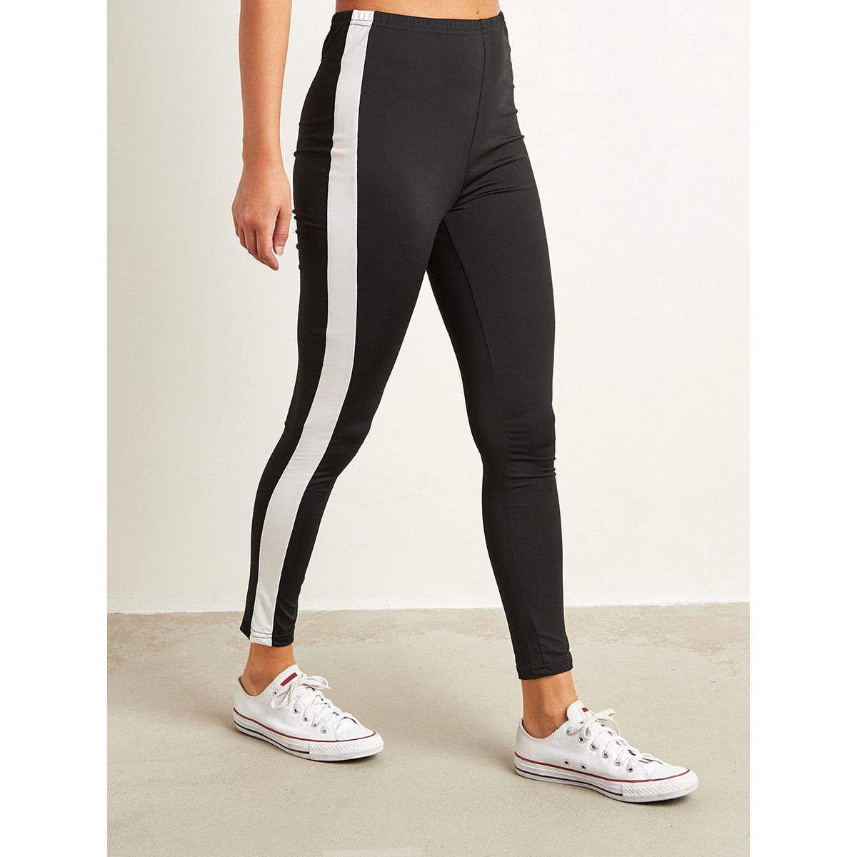ليقنز رياضي بخصر مطاطي من ستايلي-women-clothing-leggings-image-1