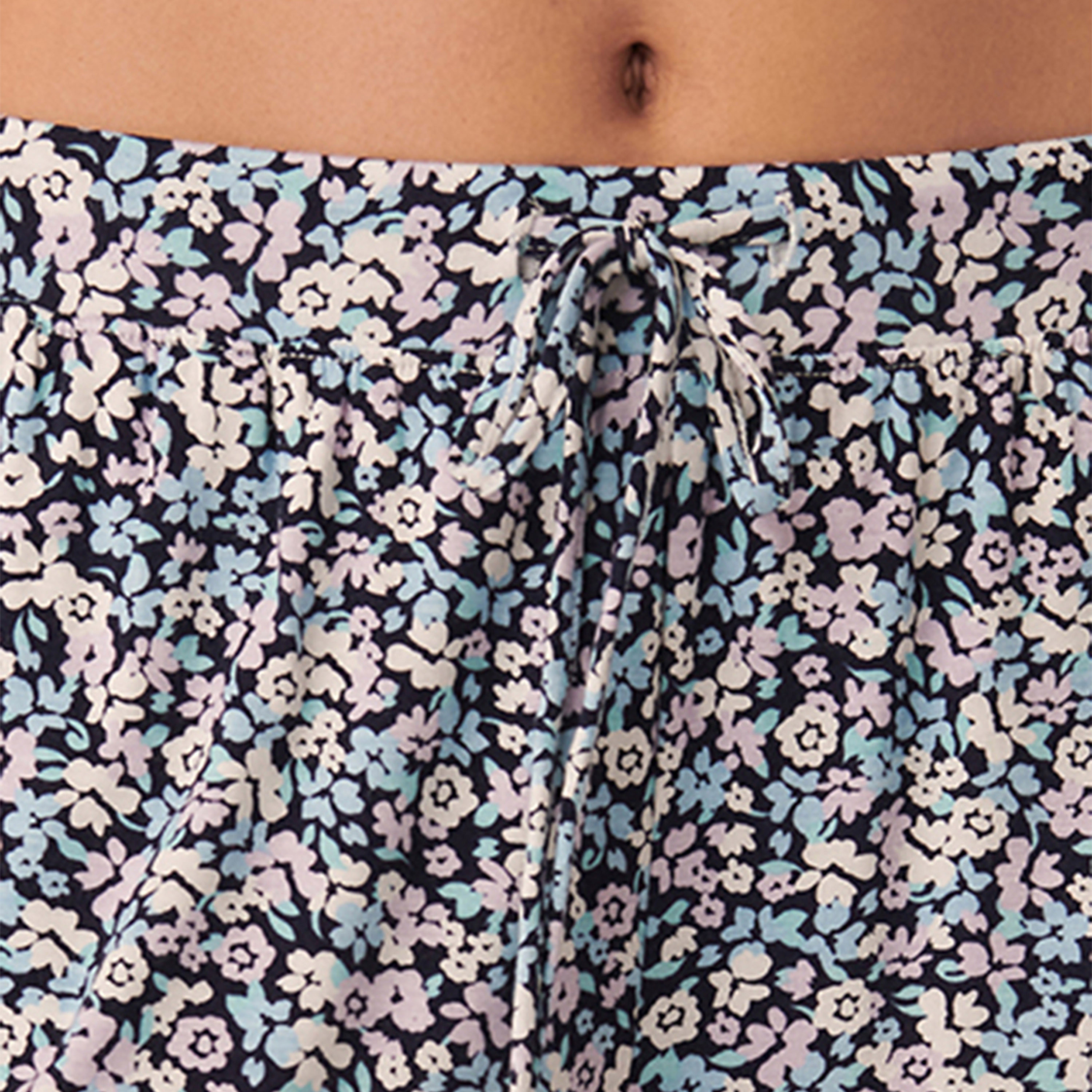 La Vie En Rose Women's Drawstring Floral Shorts-women-clothing-nightwear-pyjamas-bottoms-image-3