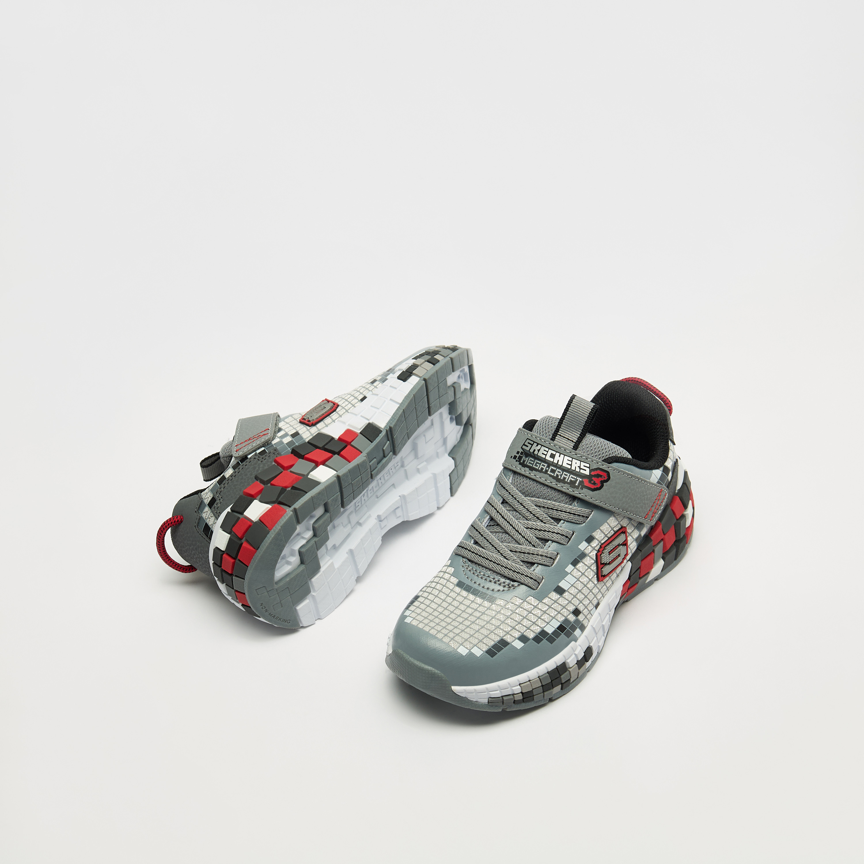 حذاء سنيكرزمن سكيتشرز ميجاكرافت 3 للأولاد | 402182L-sports-boys-shoes-image-23