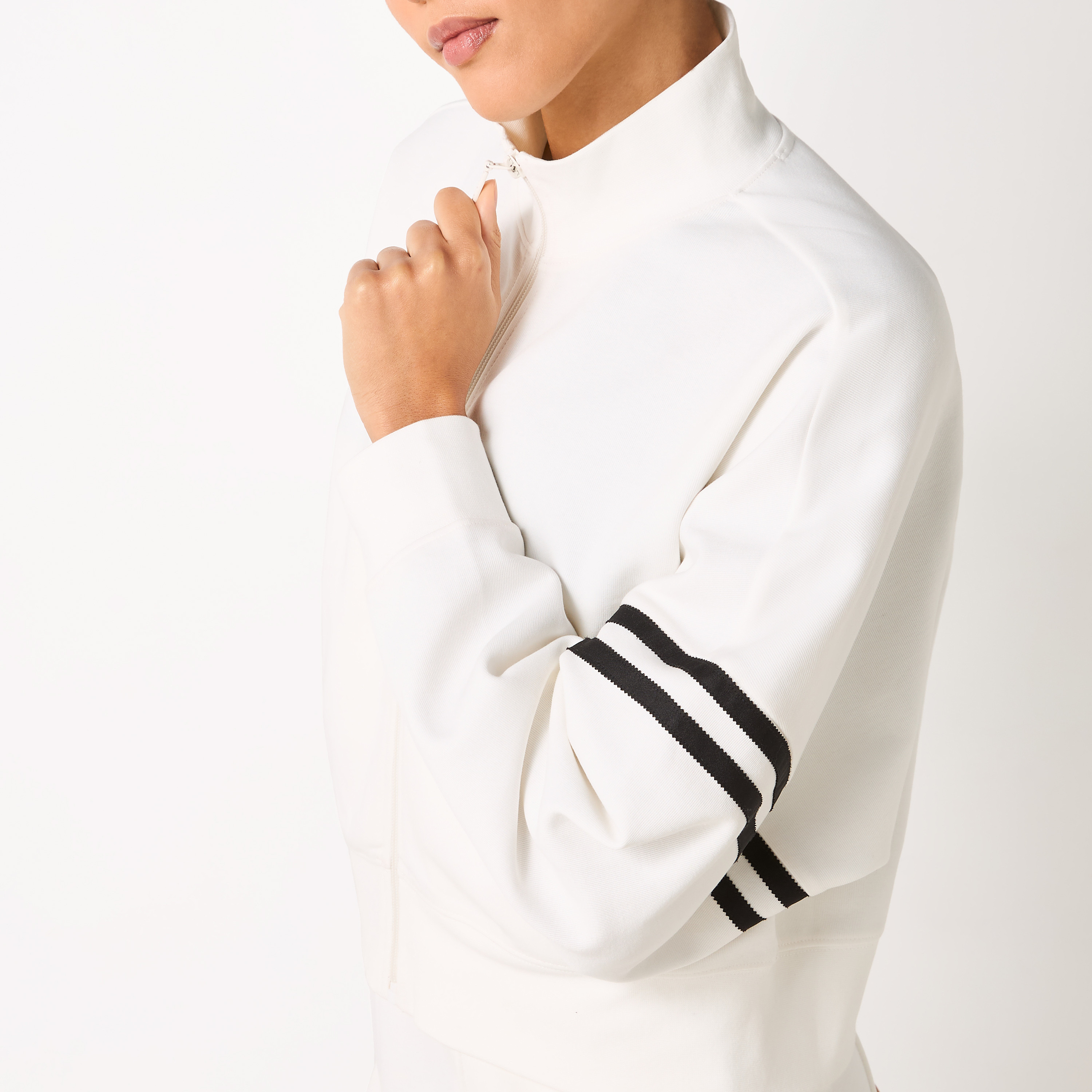 Kappa Striped Jacket with Zip Closure and Long Sleeves-sports-women-clothing-coatsandjackets-jackets-image-5