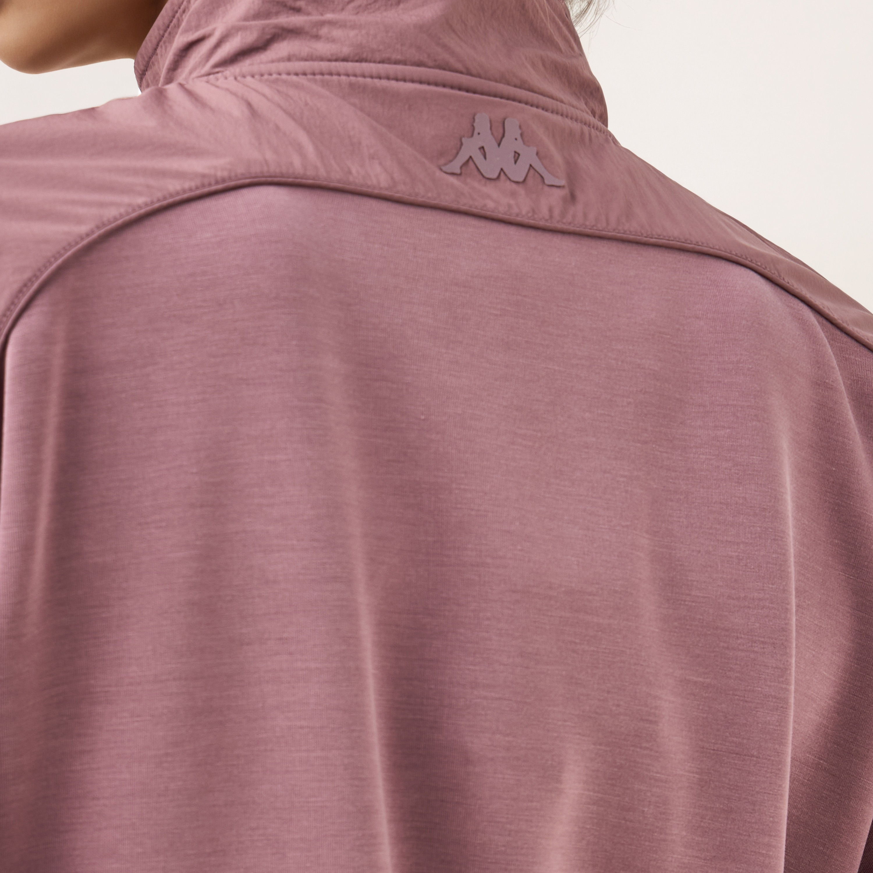 جاكيت بقصّة عادية وسحاب من كابا-women-clothing-sportswearandactivewear-coatsandjackets-jackets-image-1