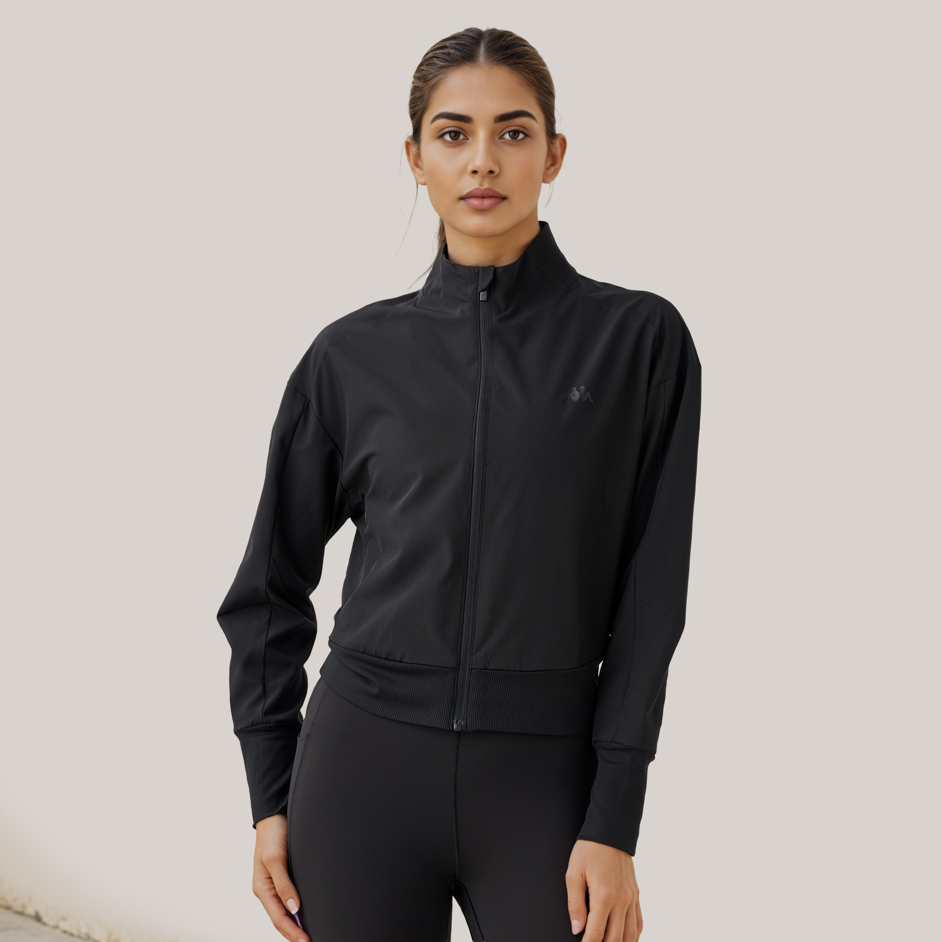 جاكيت بأكمام طويلة من كابا-women-clothing-sportswearandactivewear-coatsandjackets-jackets-image-5