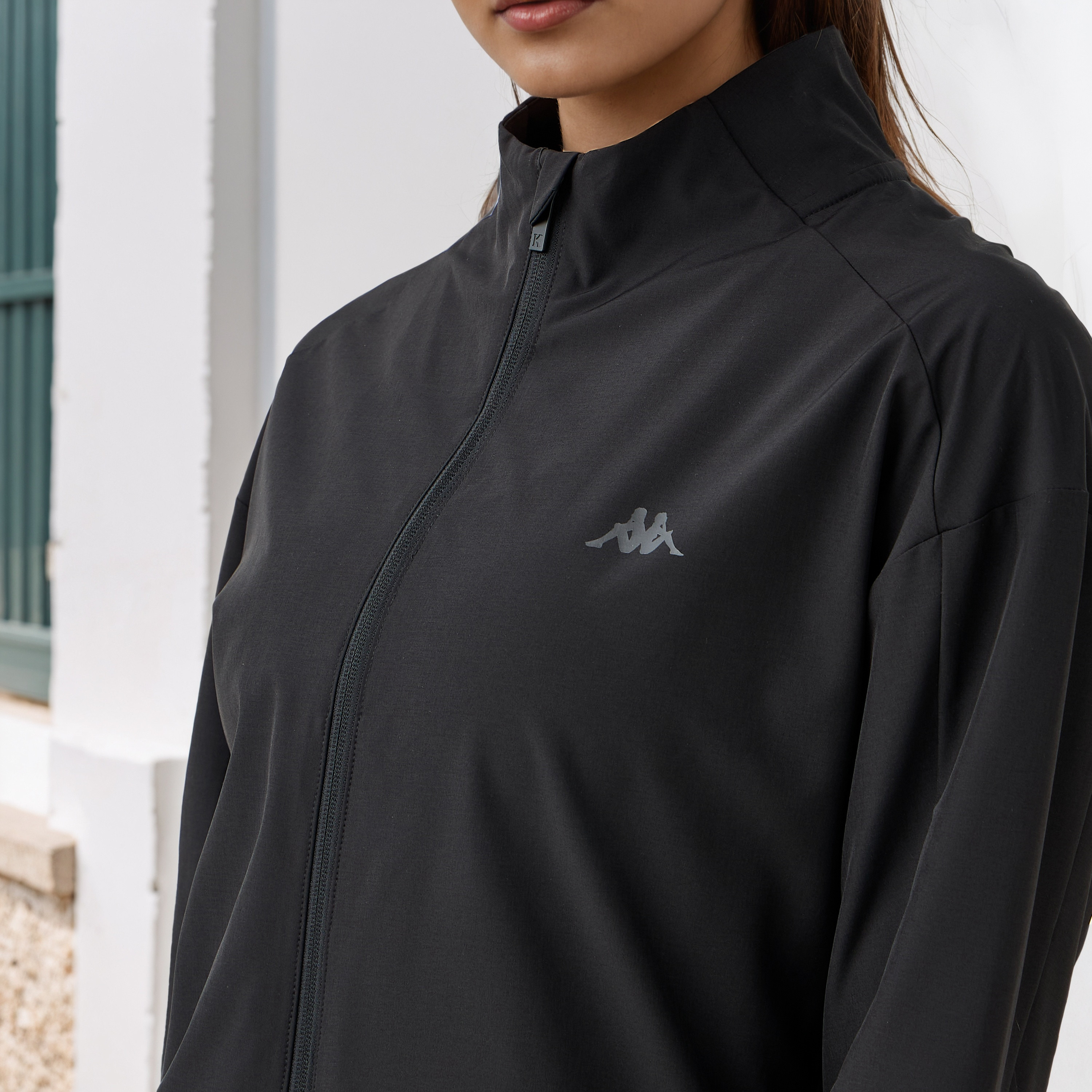 جاكيت بأكمام طويلة من كابا-women-clothing-sportswearandactivewear-coatsandjackets-jackets-image-1