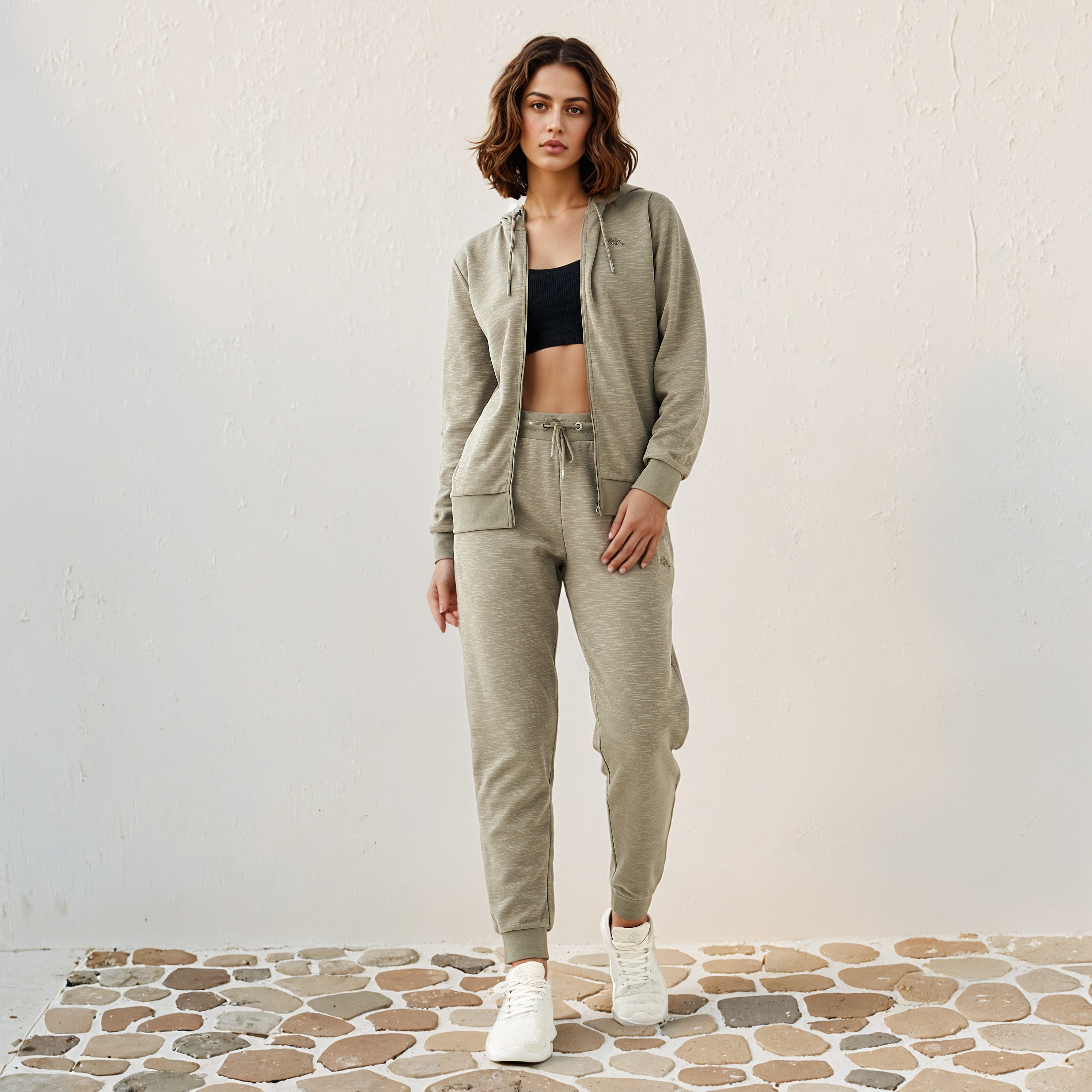 Kappa Women's Zip Through Hoodie-women-clothing-sportswearandactivewear-hoodiesandsweatshirts-image-2