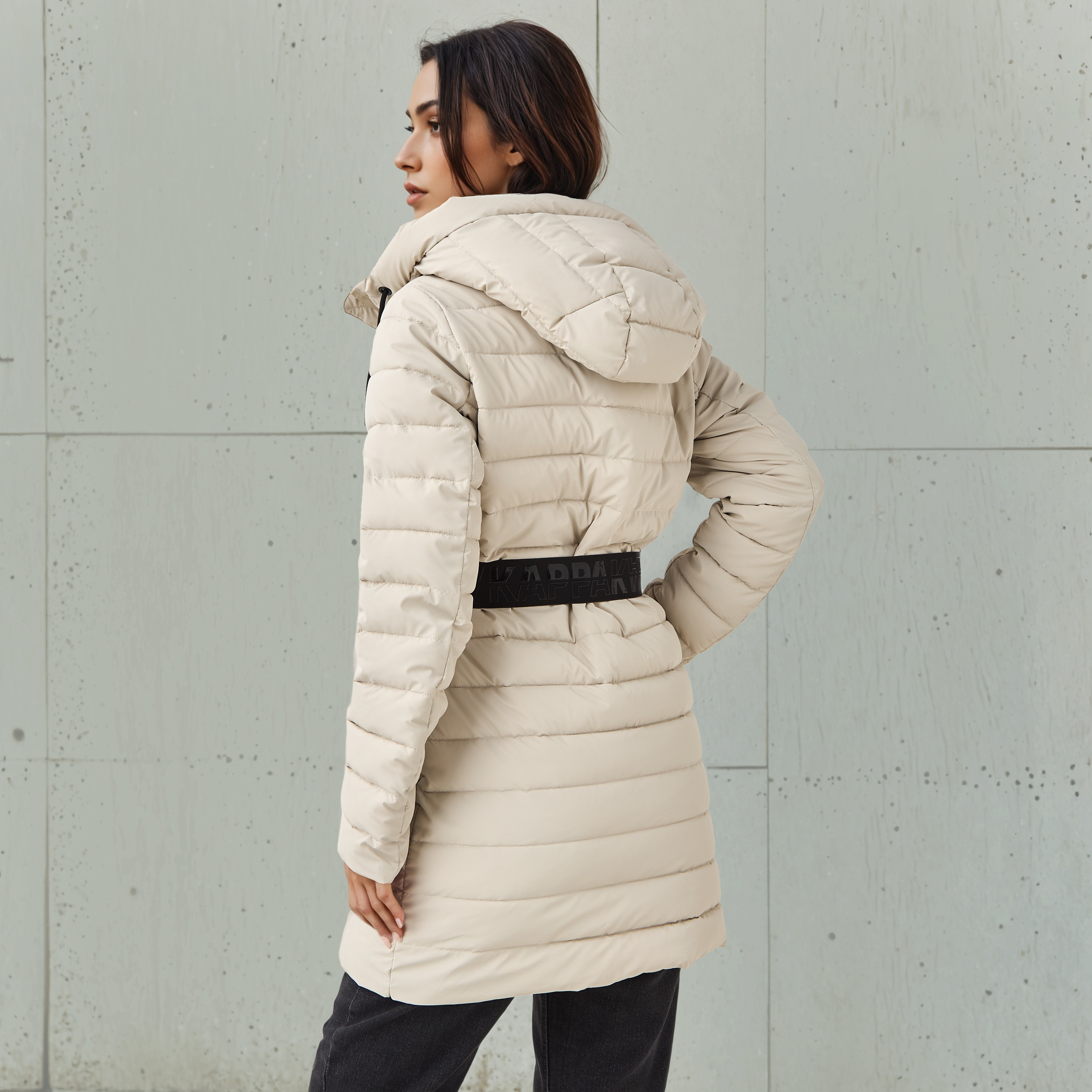 جاكيت طويل منفوخ بحزام للنساء من كابا-women-clothing-sportswearandactivewear-coatsandjackets-jackets-image-3
