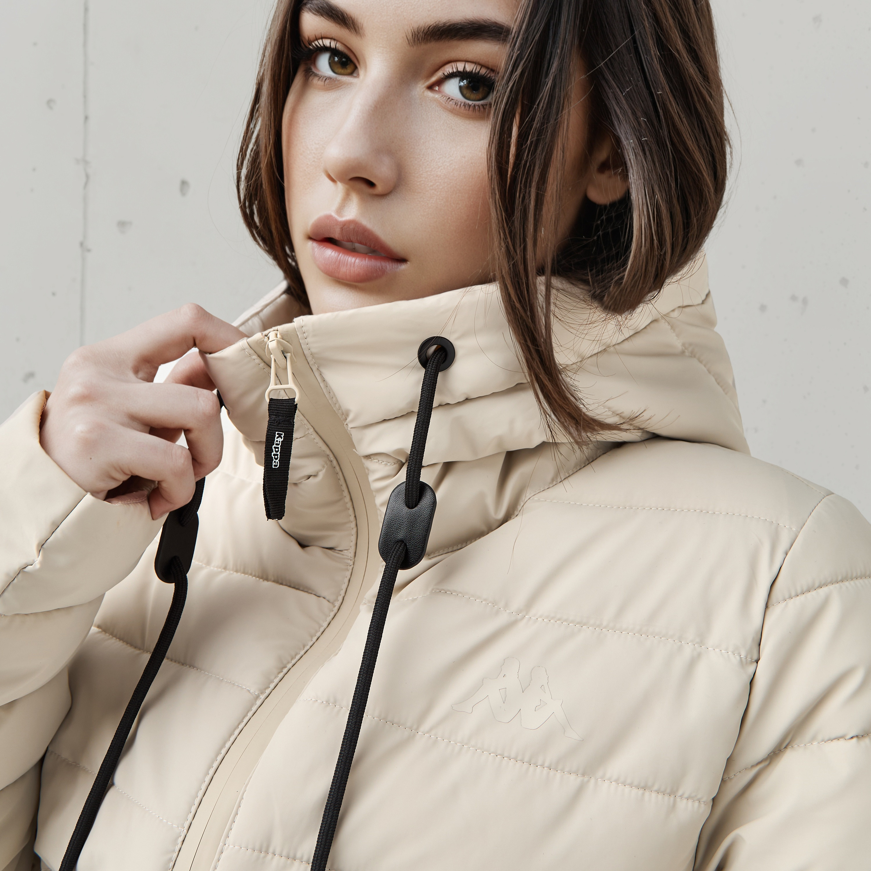 جاكيت طويل منفوخ بحزام للنساء من كابا-women-clothing-sportswearandactivewear-coatsandjackets-jackets-image-1