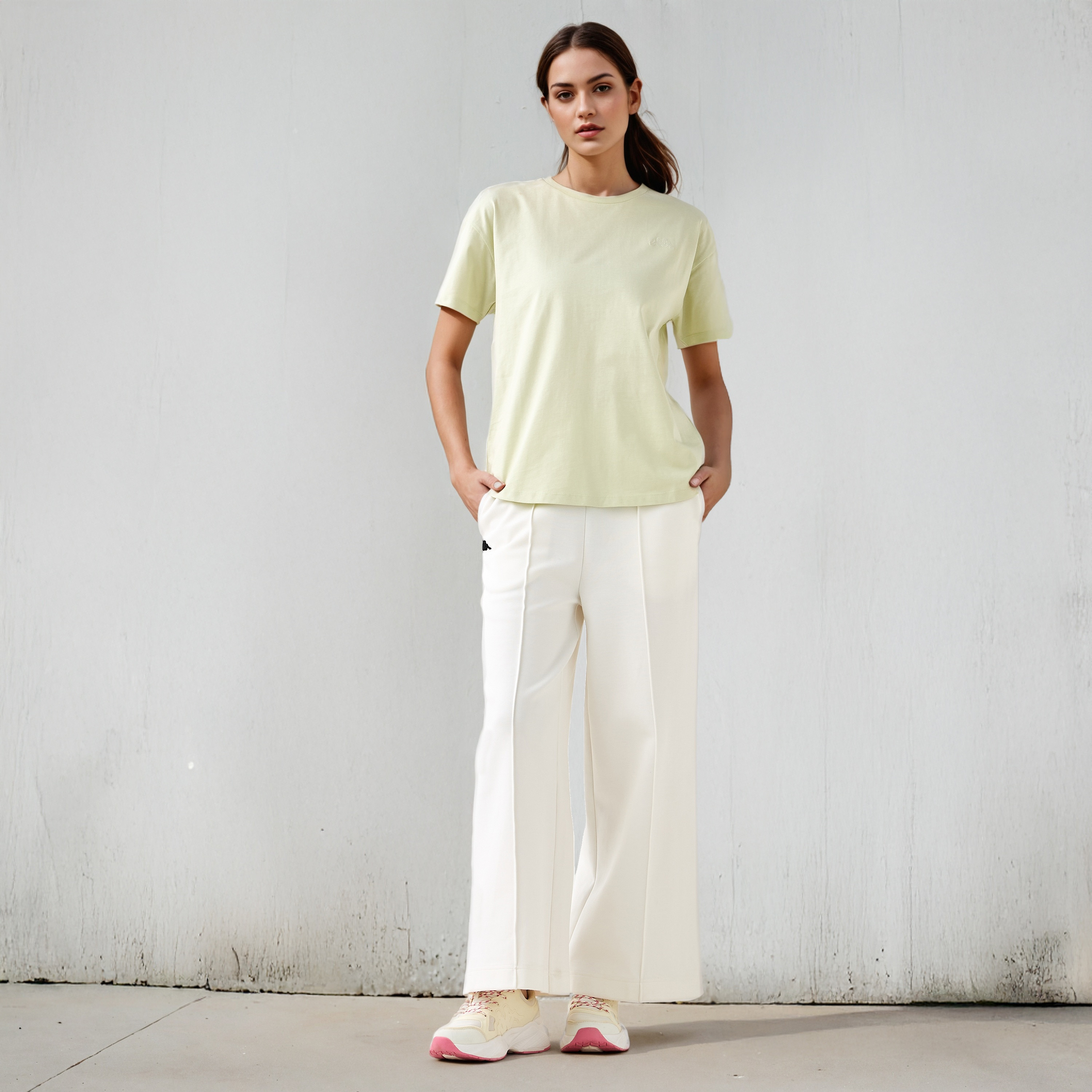 تيشيرت بقصة عادية من كابا-sports-women-clothing-tshirtsandvests-image-2