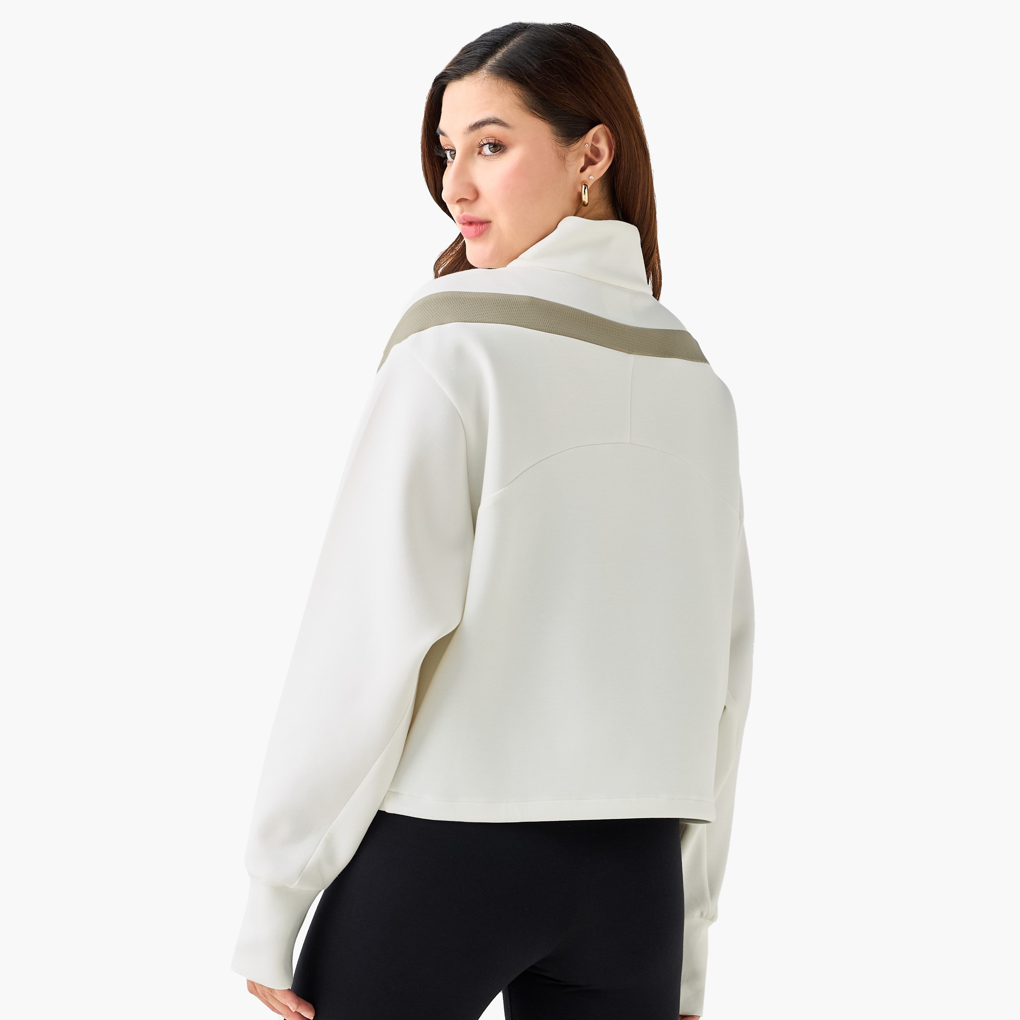 Kappa Women Cropped Soft Touch Sweatshirt-women-clothing-sportswearandactivewear-hoodiesandsweatshirts-image-3