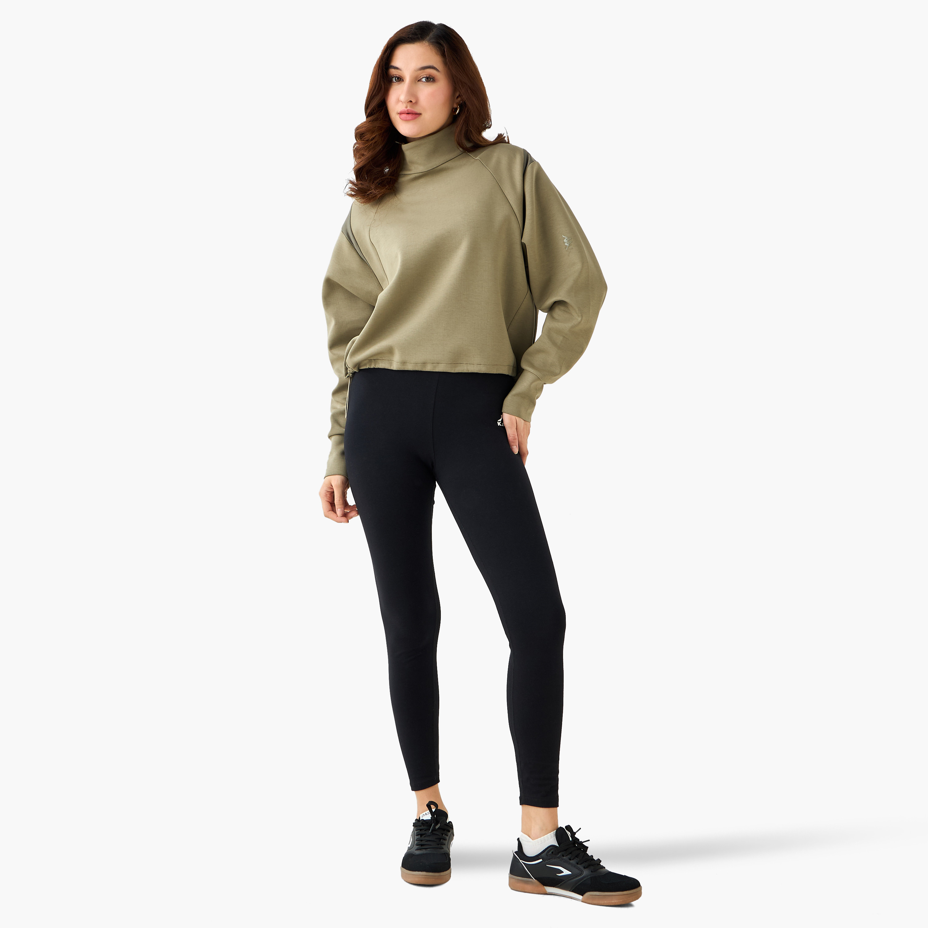 سويت شيرت قصير ناعم الملمس للنساء من كابا-women-clothing-sportswearandactivewear-hoodiesandsweatshirts-image-2