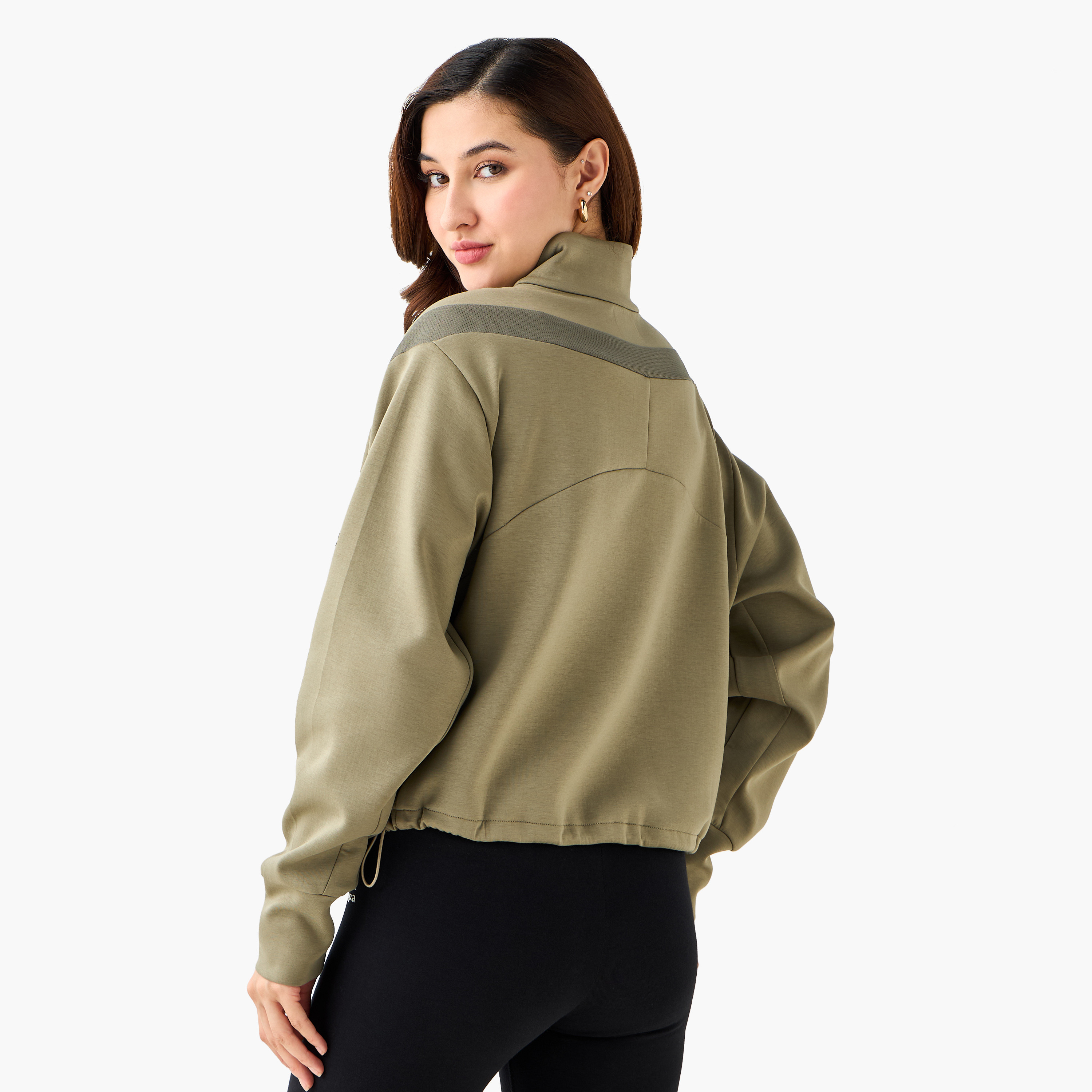 سويت شيرت قصير ناعم الملمس للنساء من كابا-women-clothing-sportswearandactivewear-hoodiesandsweatshirts-image-4