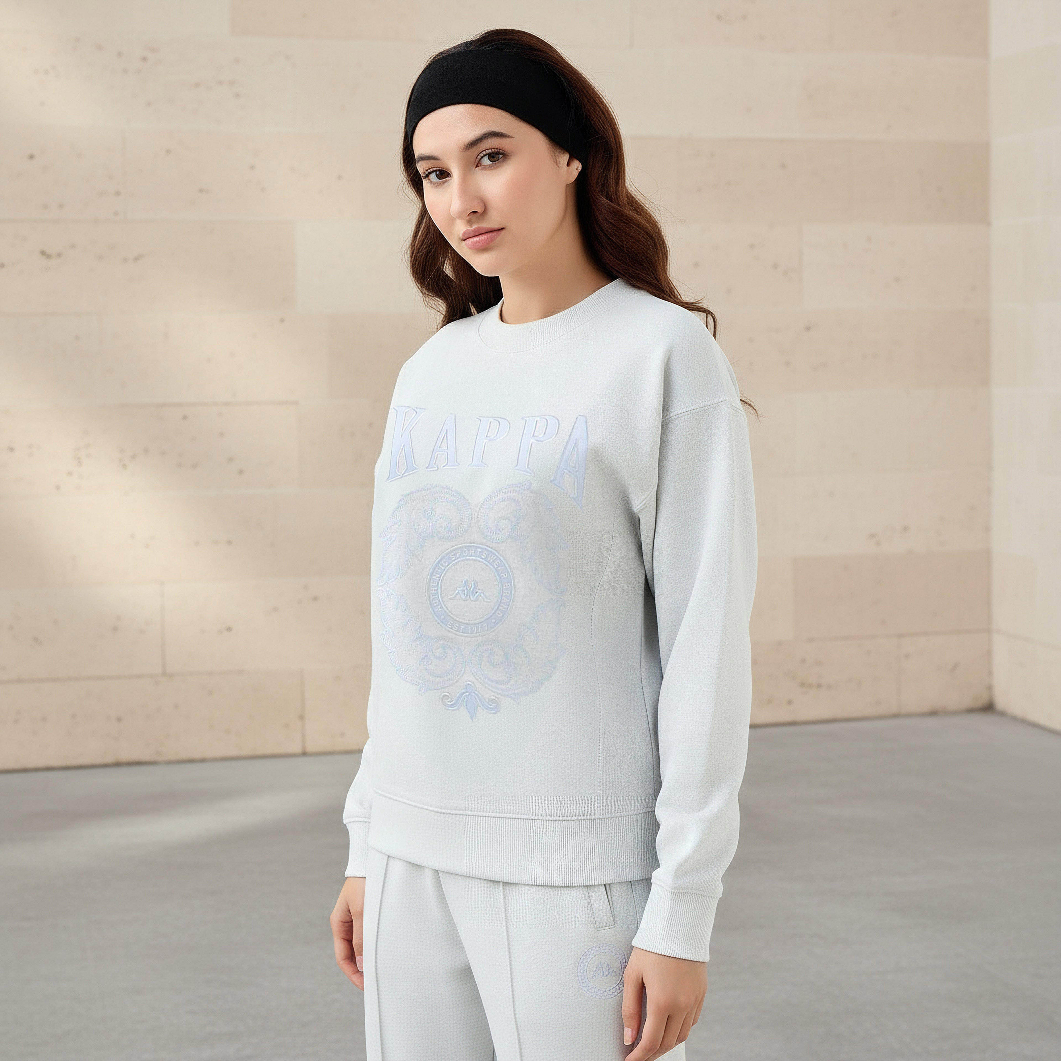 سويت شيرت بطبعات شعار للنساء من كابا-women-clothing-coordsets-image-1