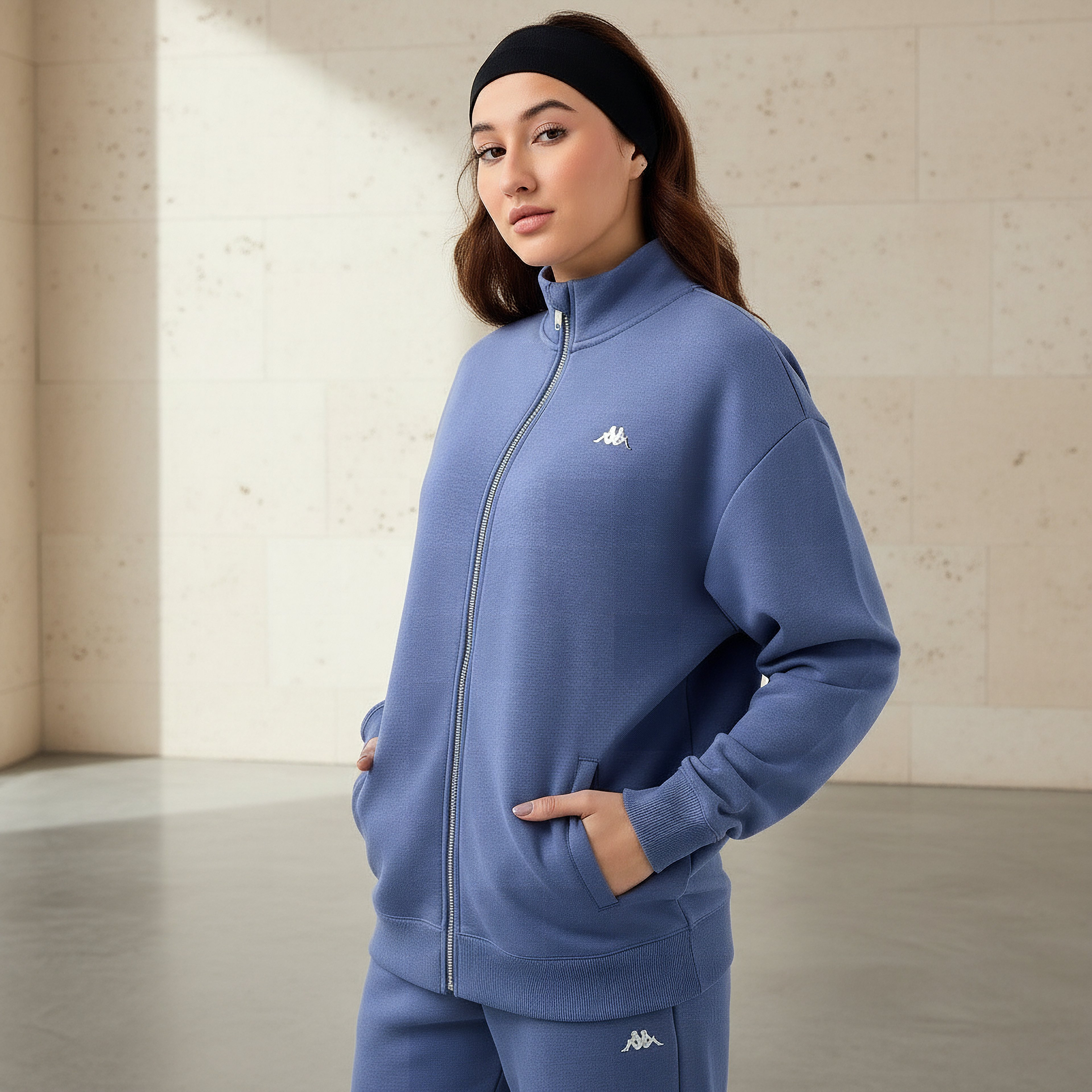 جاكيت بسحاب إغلاق للنساء من كابا-women-clothing-coordsets-image-5