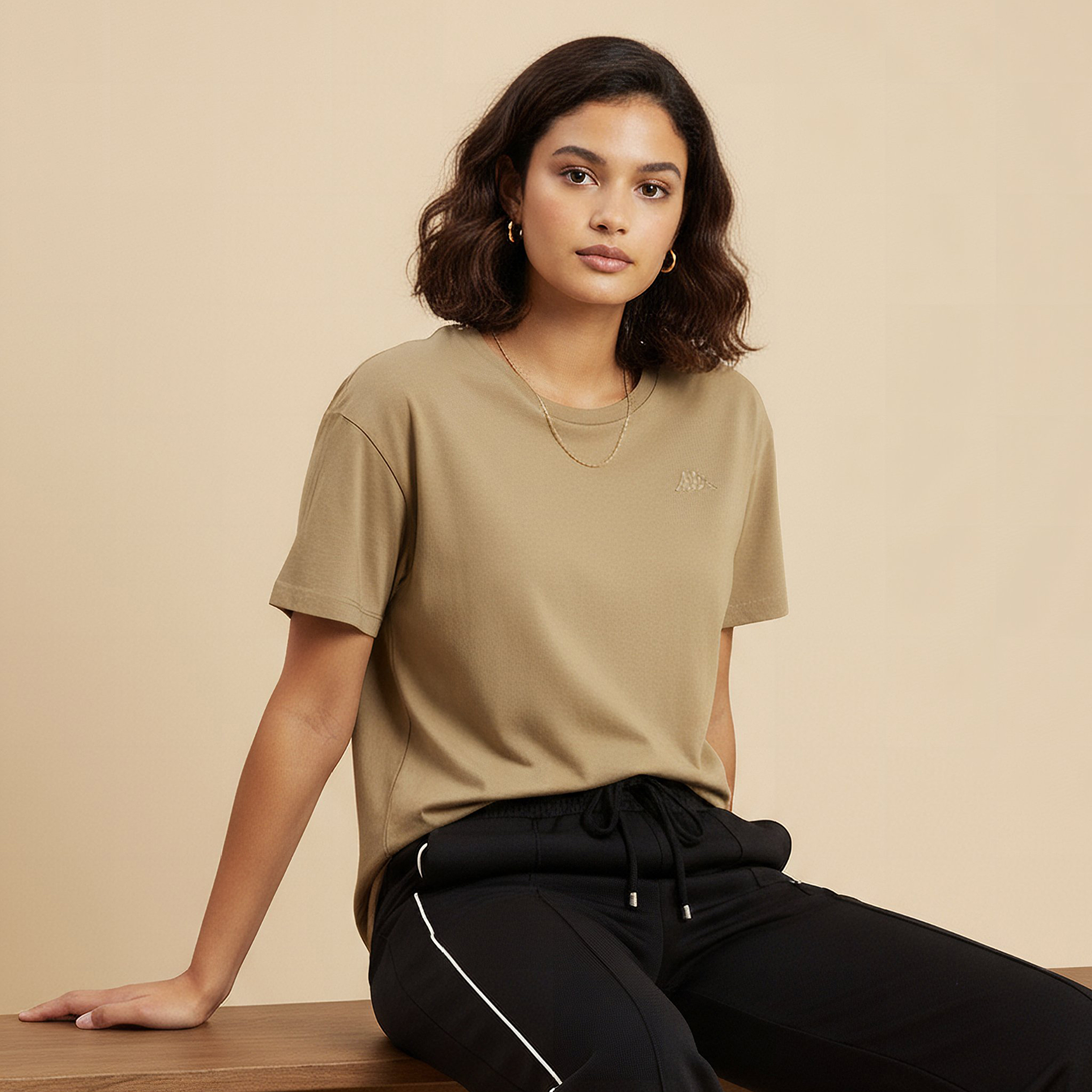 تيشيرت بياقة مستديرة للنساء من كابا-women-clothing-tshirts-image-5