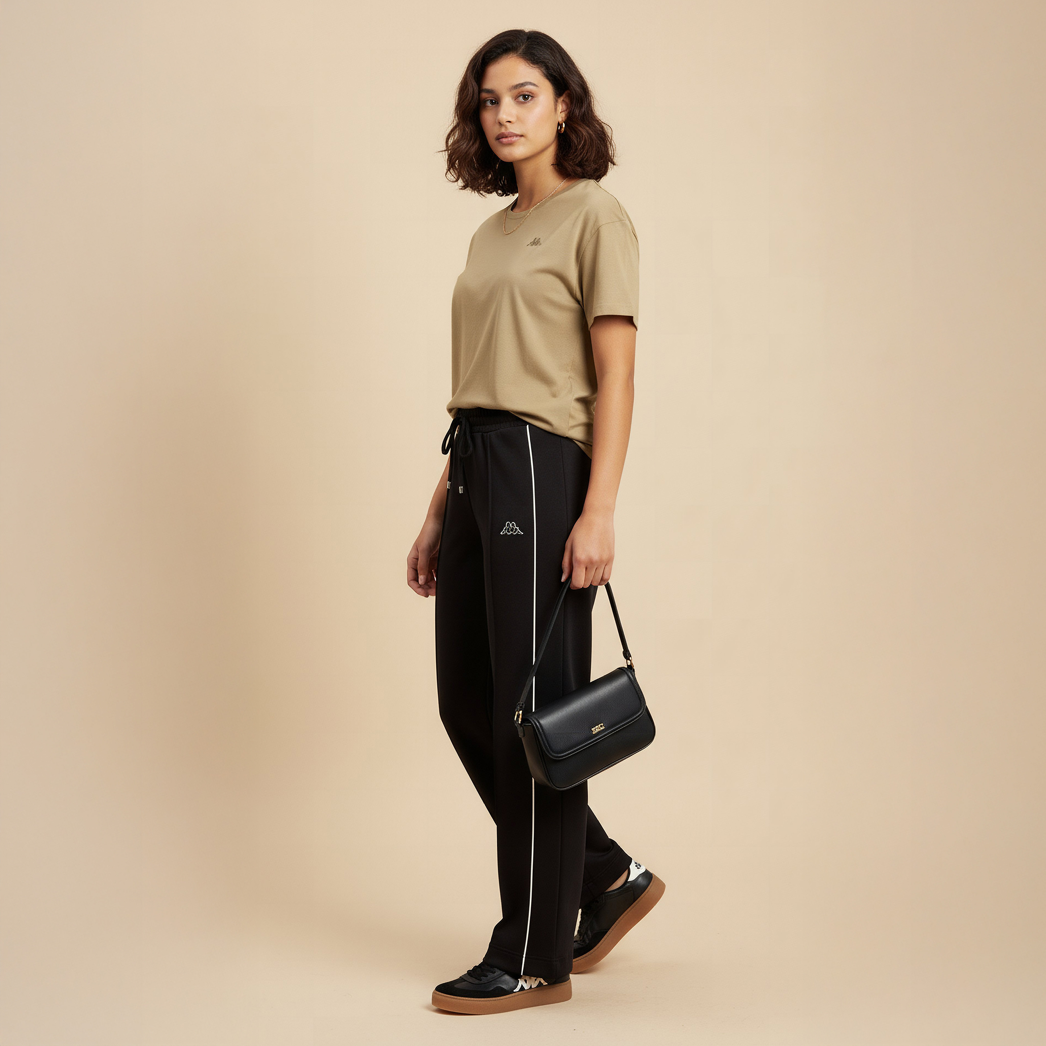 تيشيرت بياقة مستديرة للنساء من كابا-women-clothing-tshirts-image-4