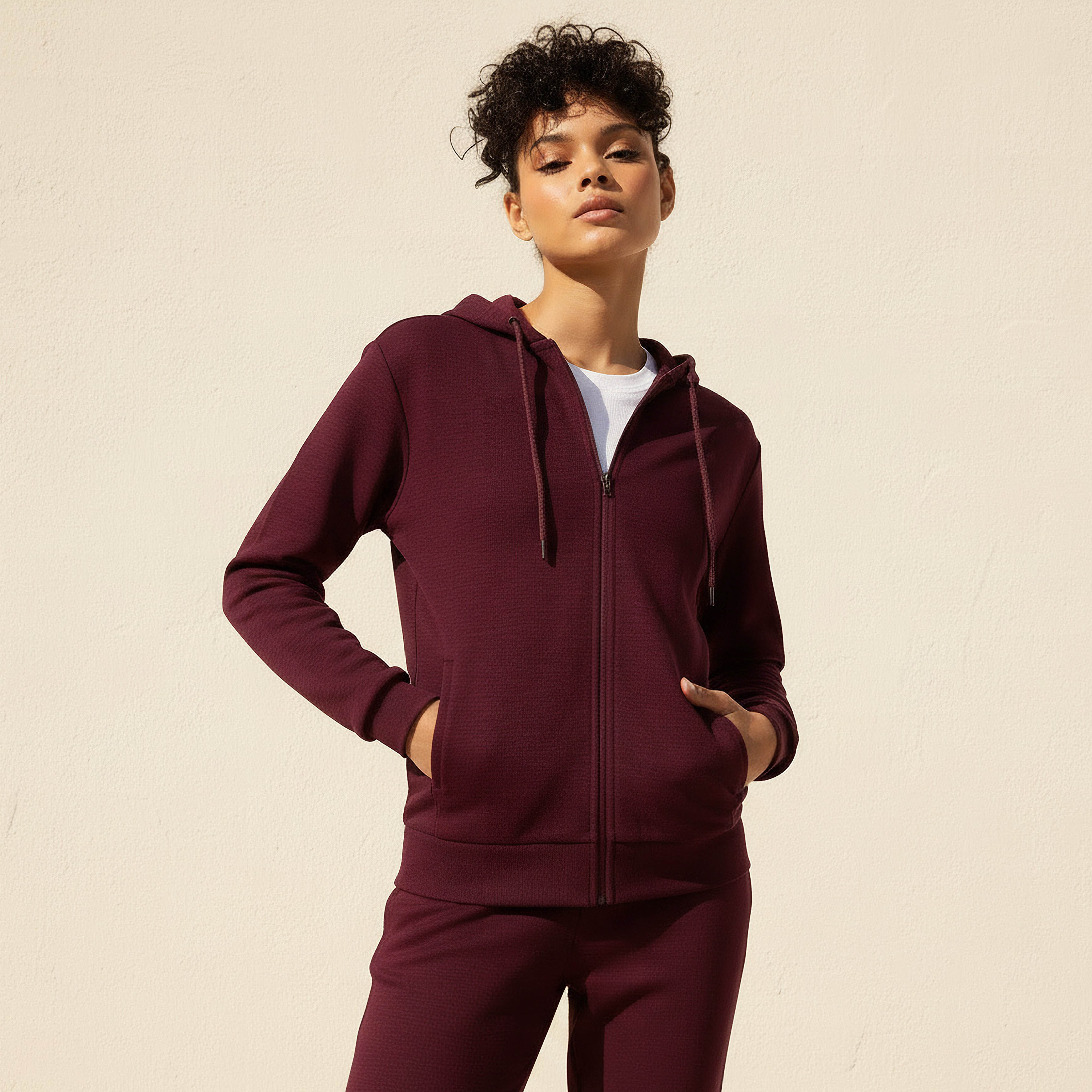 هودي بتفاصيل شعار وسحاب وأكمام طويلة للنساء من كابا-sports-women-clothing-hoodiesandsweatshirts-image-1