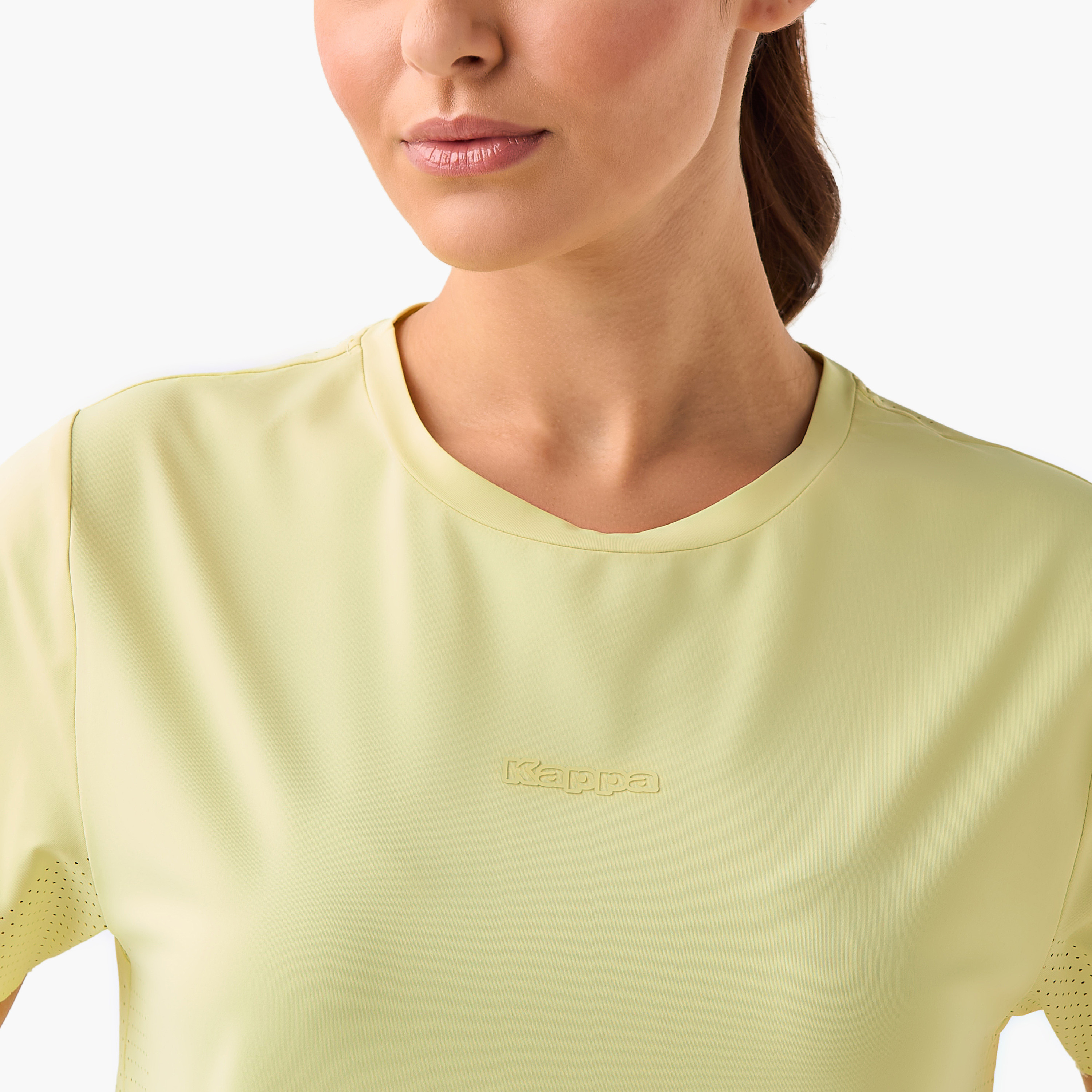 تيشيرت رياضي مثقب لايت للنساء من كابا-women-clothing-tshirts-image-2