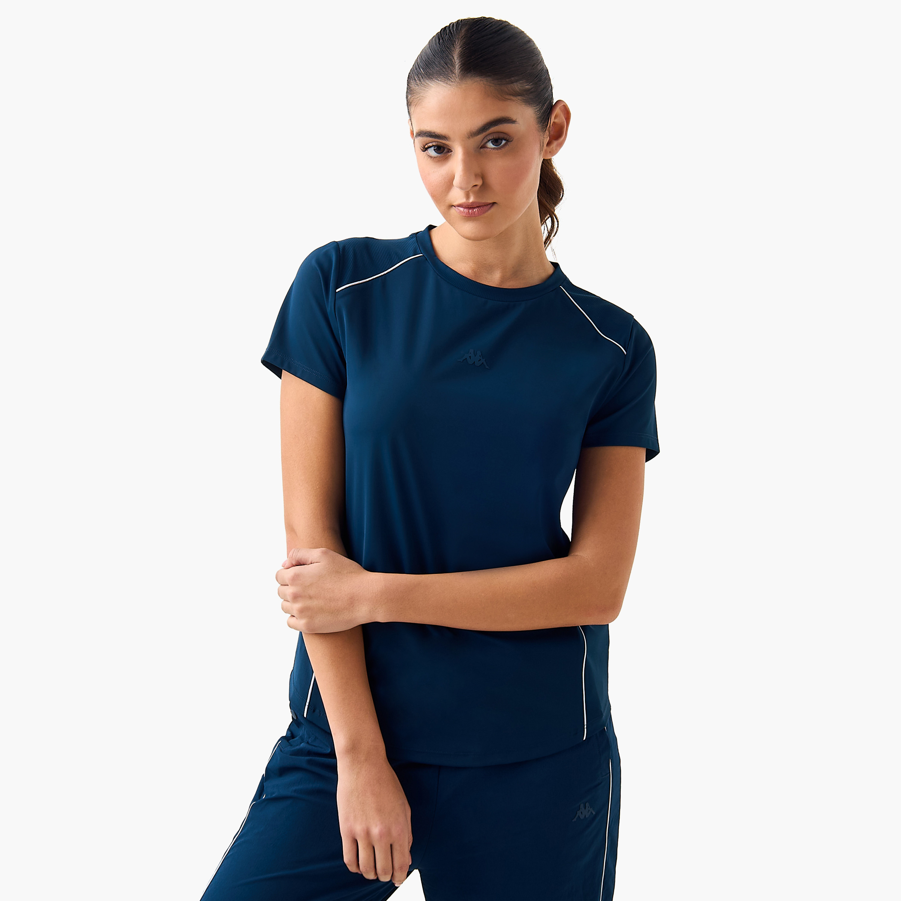 تيشيرت بتصاميم مغايرة وخيوط بارزة للنساء من كابا-women-clothing-tshirts-image-5
