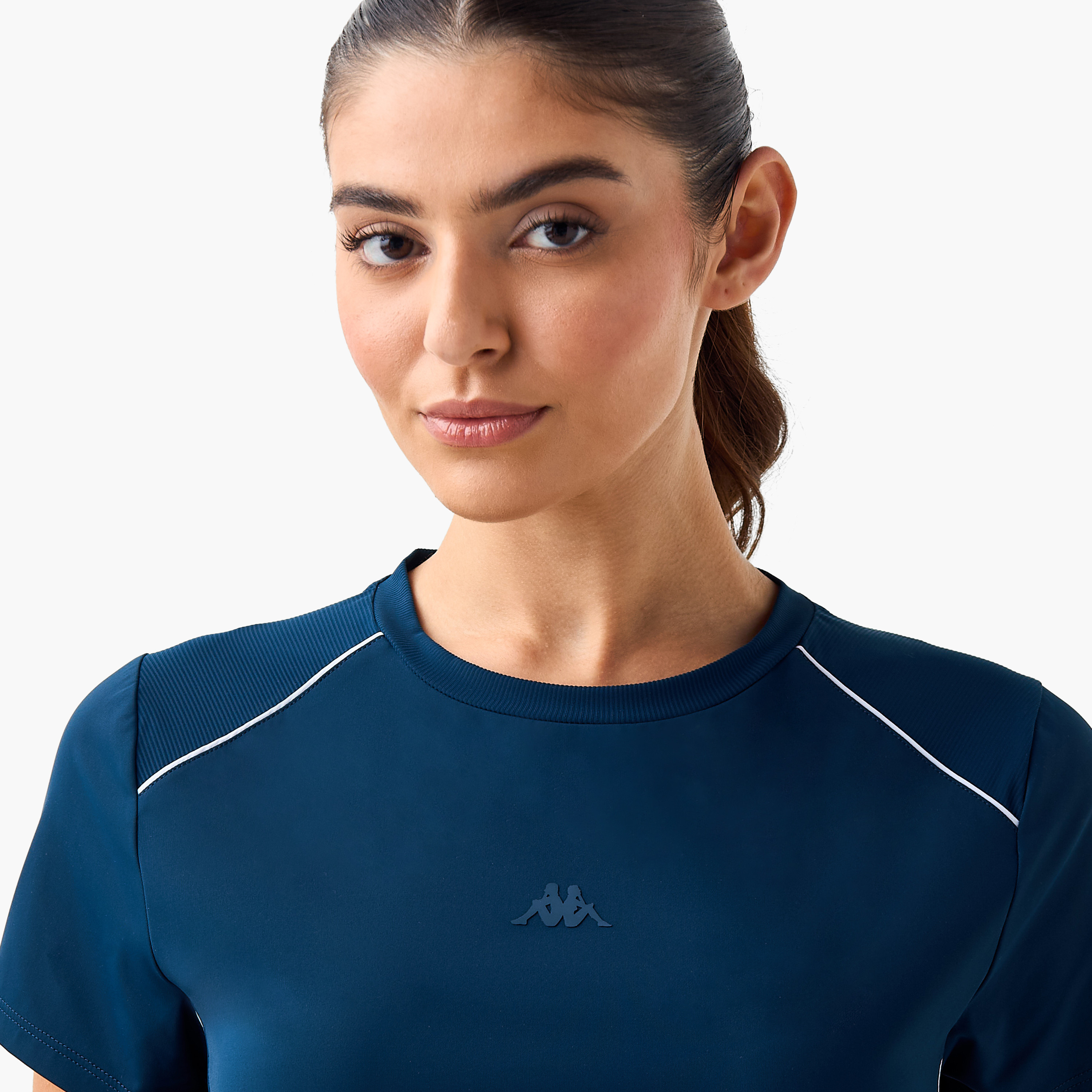 تيشيرت بتصاميم مغايرة وخيوط بارزة للنساء من كابا-women-clothing-tshirts-image-2