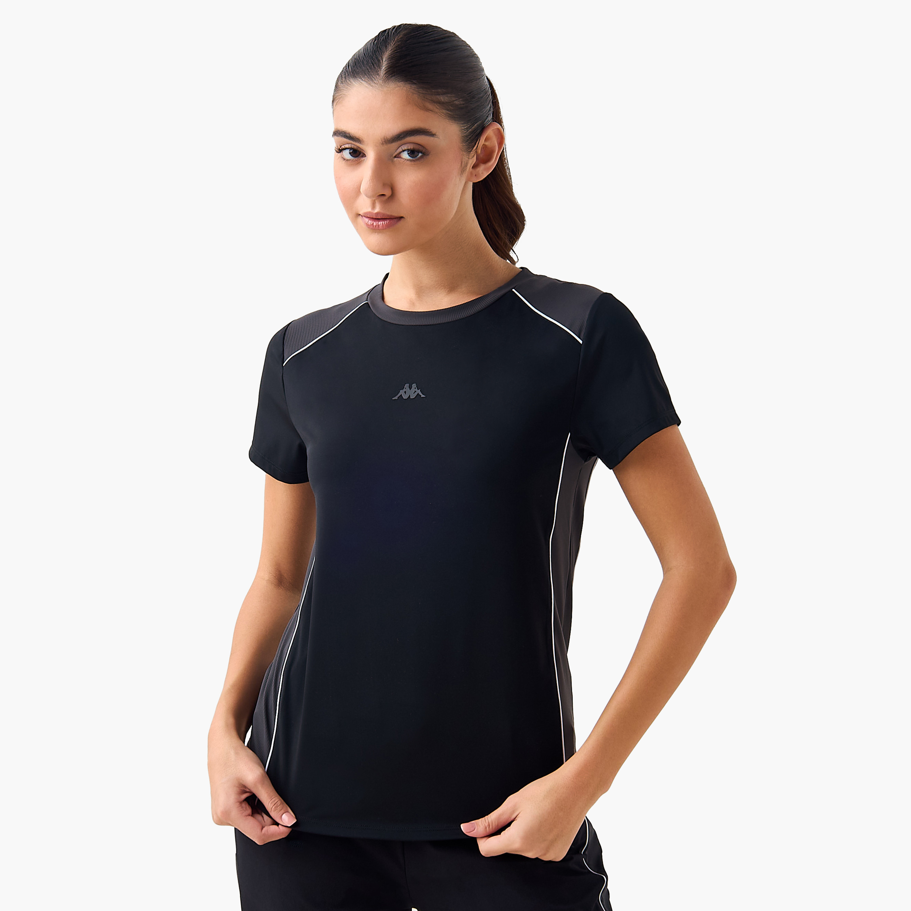 تيشيرت بتصاميم مغايرة وخيوط بارزة للنساء من كابا-women-clothing-tshirts-image-5