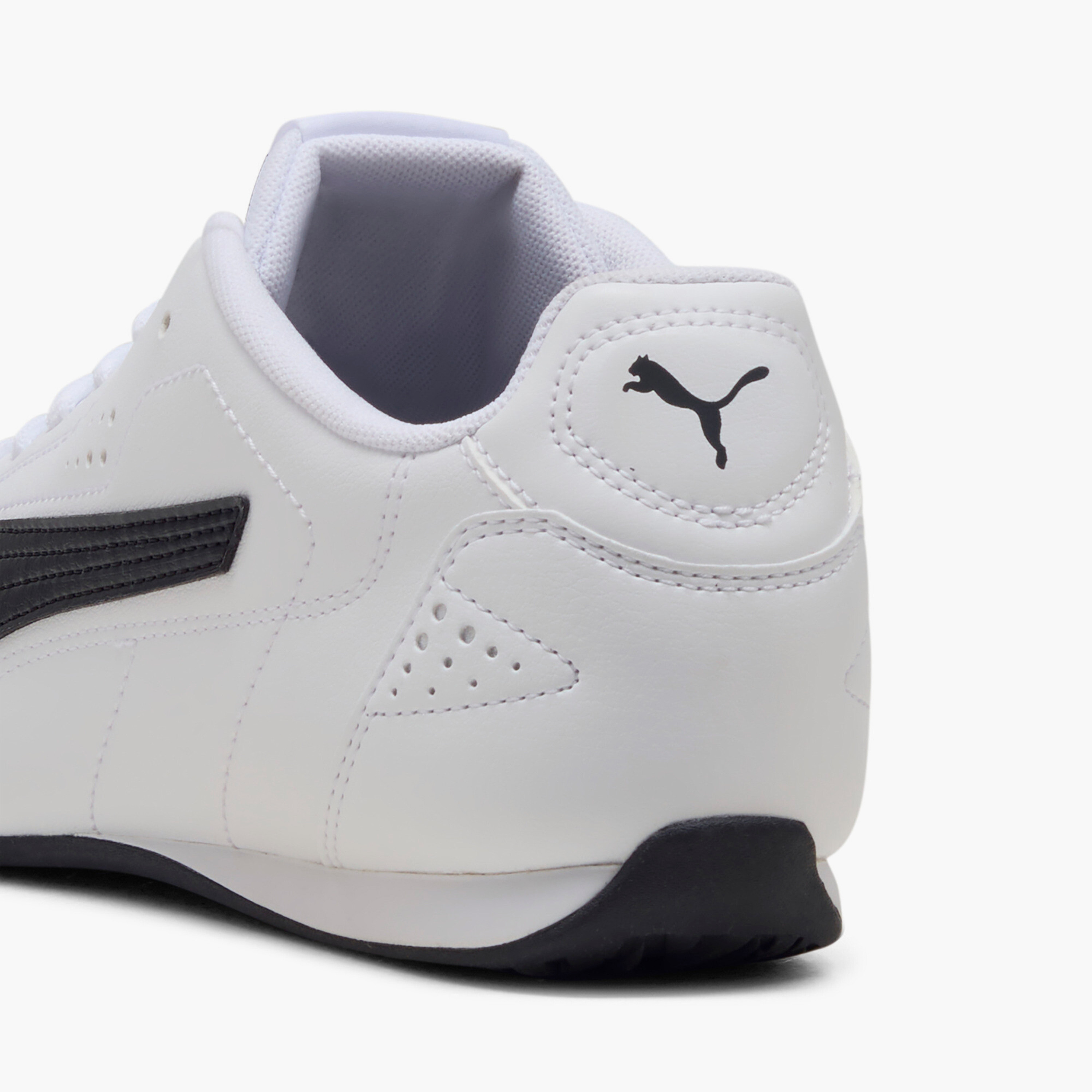 حذاء سنيكرز بطول الكاحل ورباط إغلاق وطبعات شعار كاتش للرجال من بوما-men-shoes-sneakers-image-6