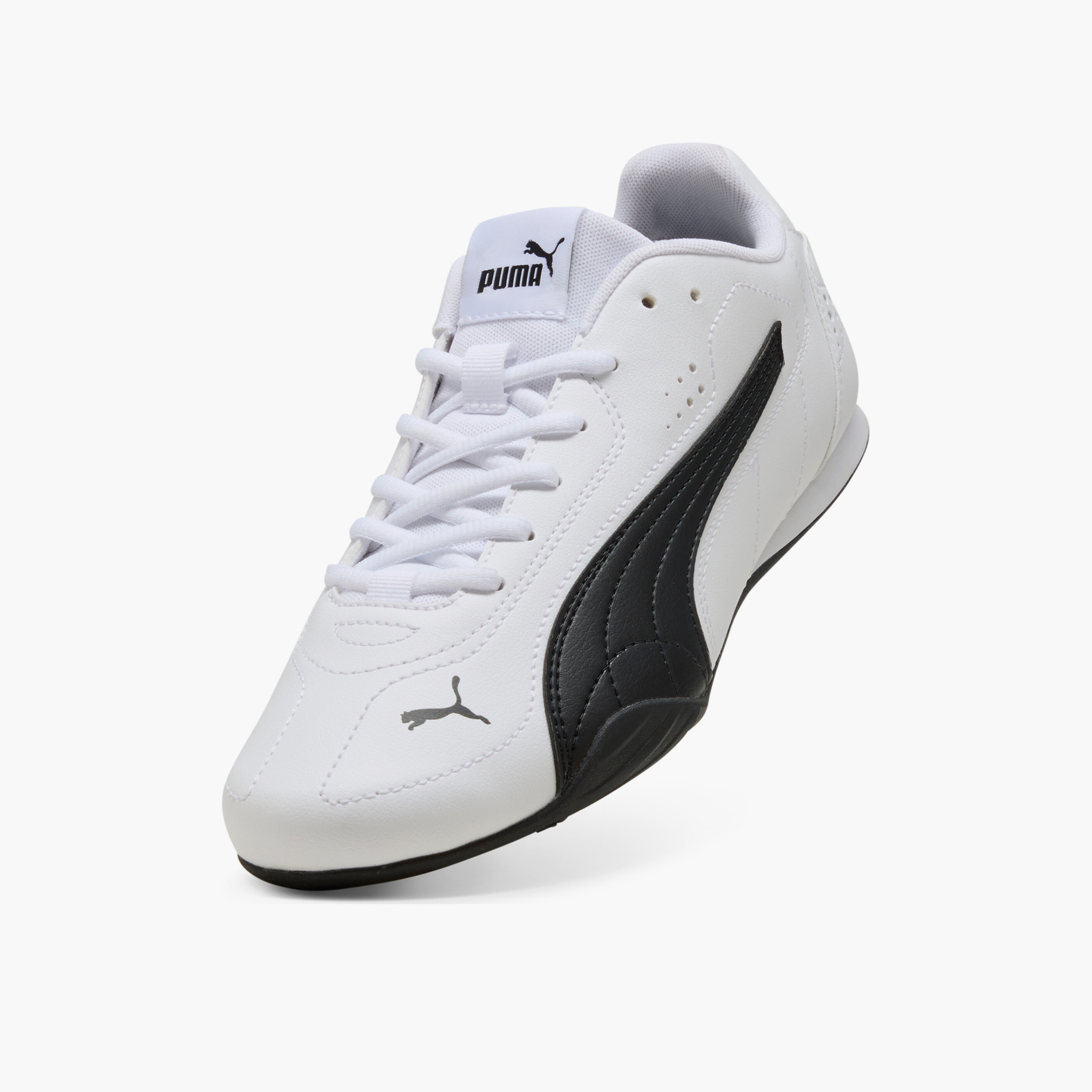 حذاء سنيكرز بطول الكاحل ورباط إغلاق وطبعات شعار كاتش للرجال من بوما-men-shoes-sneakers-image-1