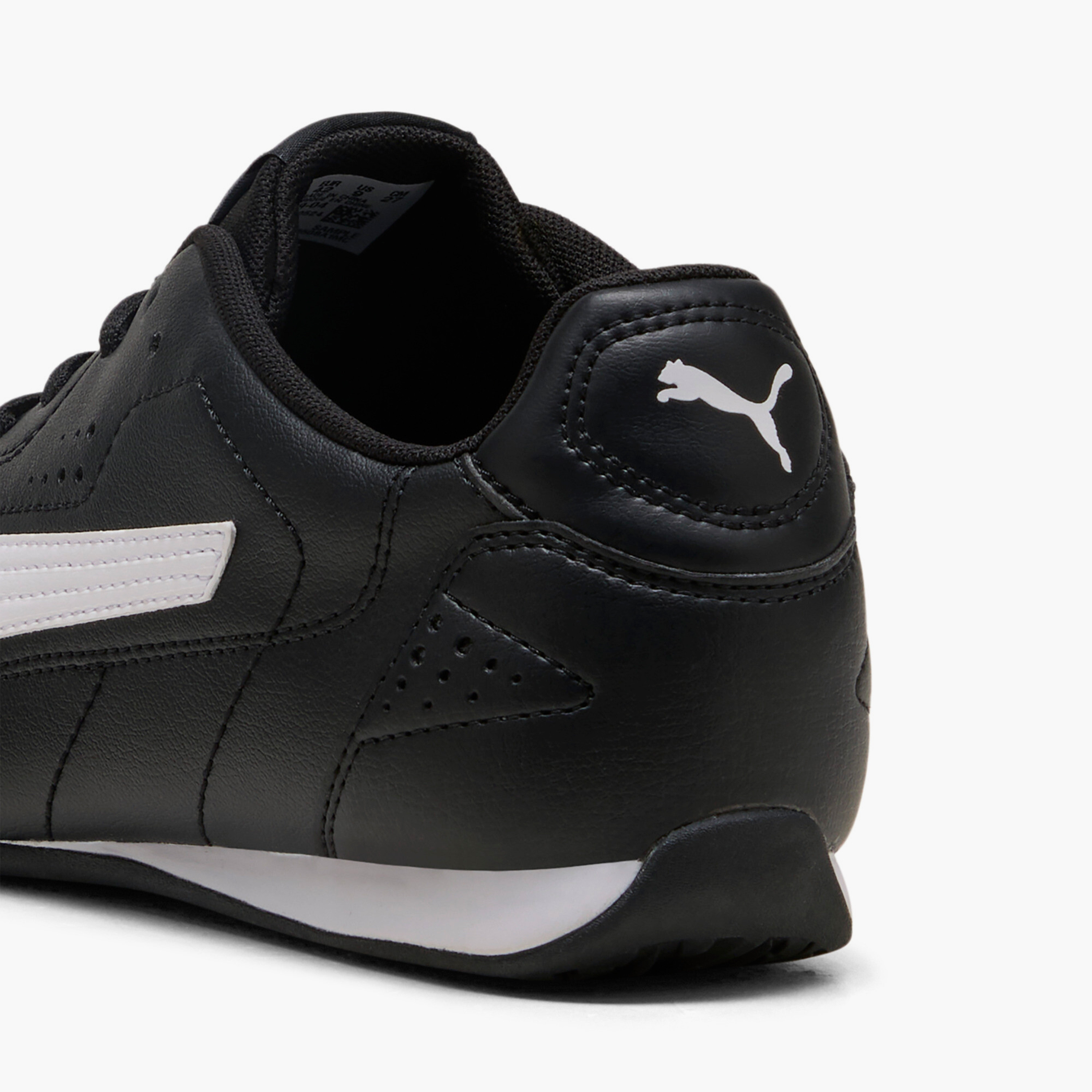 حذاء سنيكرز بطول الكاحل ورباط إغلاق وطبعات شعار كاتش للرجال من بوما-men-shoes-sneakers-image-3