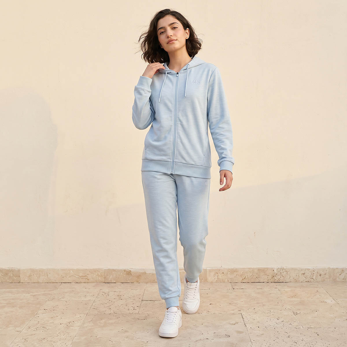 هودي نسائي بسحاب وتصميم عصري مريح من كابا-sports-women-clothing-hoodiesandsweatshirts-image-3