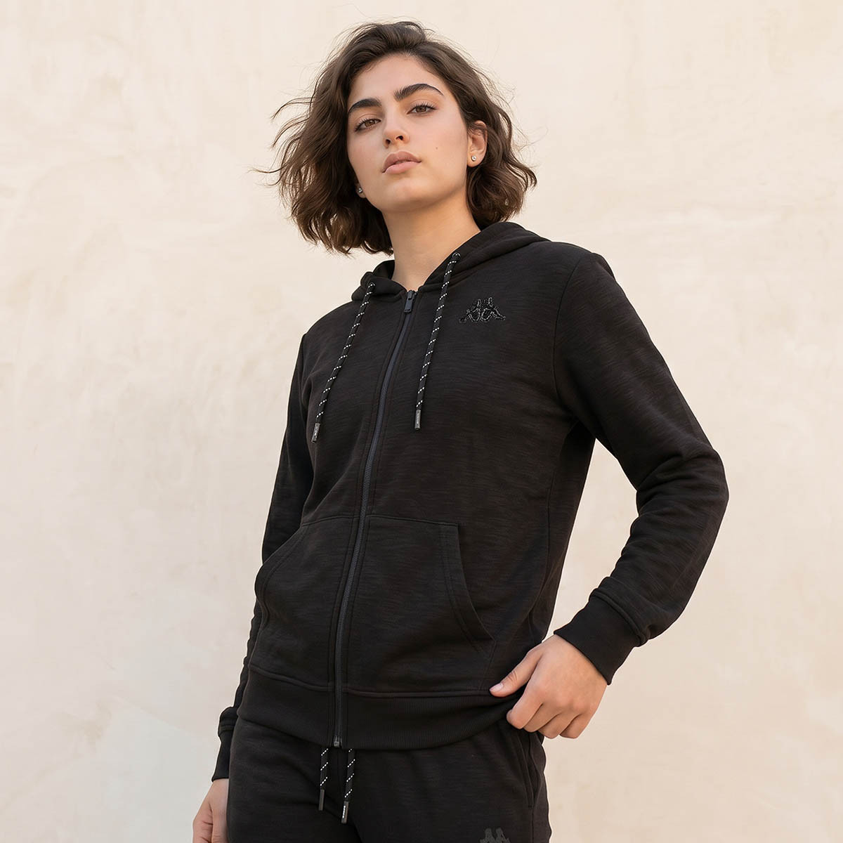 هودي نسائي بسحاب وتصميم عصري مريح من كابا-sports-women-clothing-hoodiesandsweatshirts-image-6