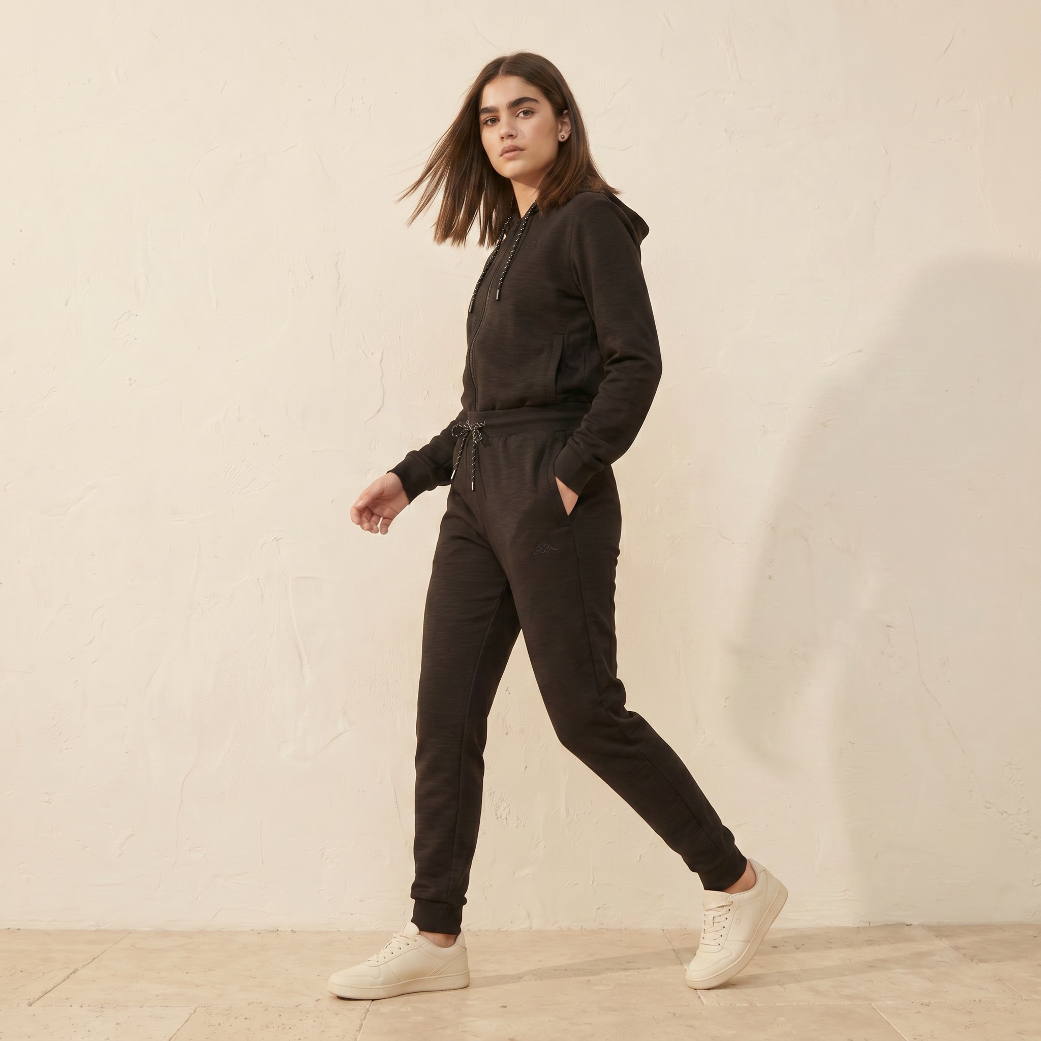 بنطلون رياضي بخصر برباط للنساء من كابا-sports-women-clothing-joggersandtrackpants-image-3