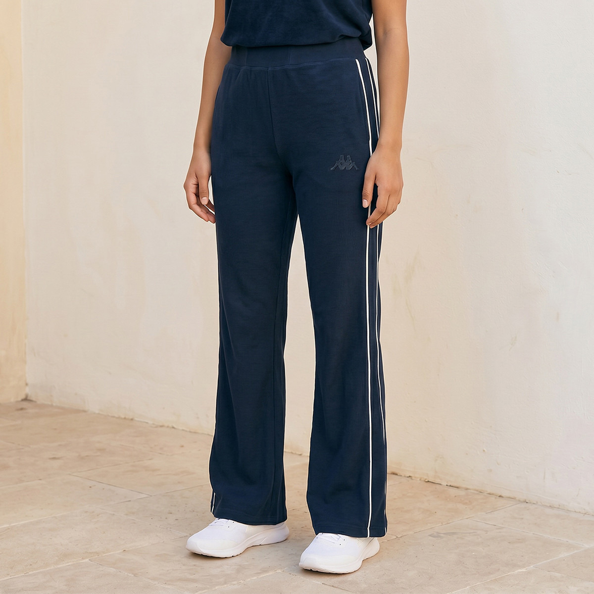 بنطلون مضلع واسع الساقين يتمدد في اتجاهين من كابا-women-clothing-bottoms-joggers-image-5