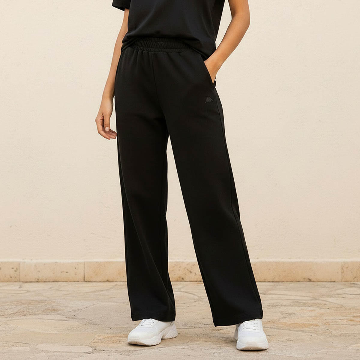 بنطال واسع الساق بخصر مطاطي من كابا-women-clothing-bottoms-joggers-image-1