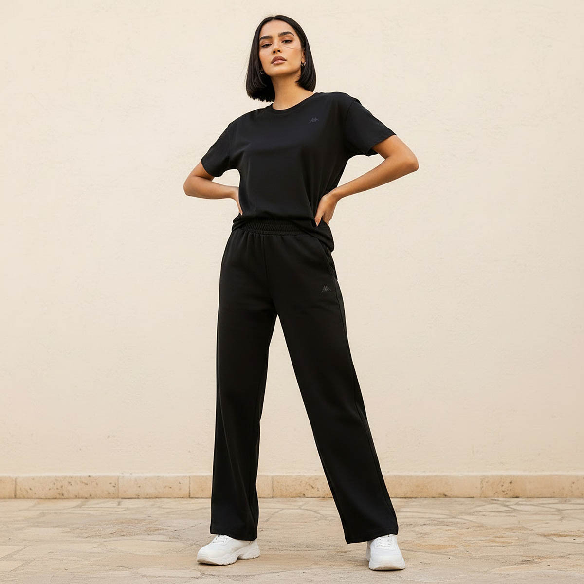 بنطال واسع الساق بخصر مطاطي من كابا-women-clothing-bottoms-joggers-image-2