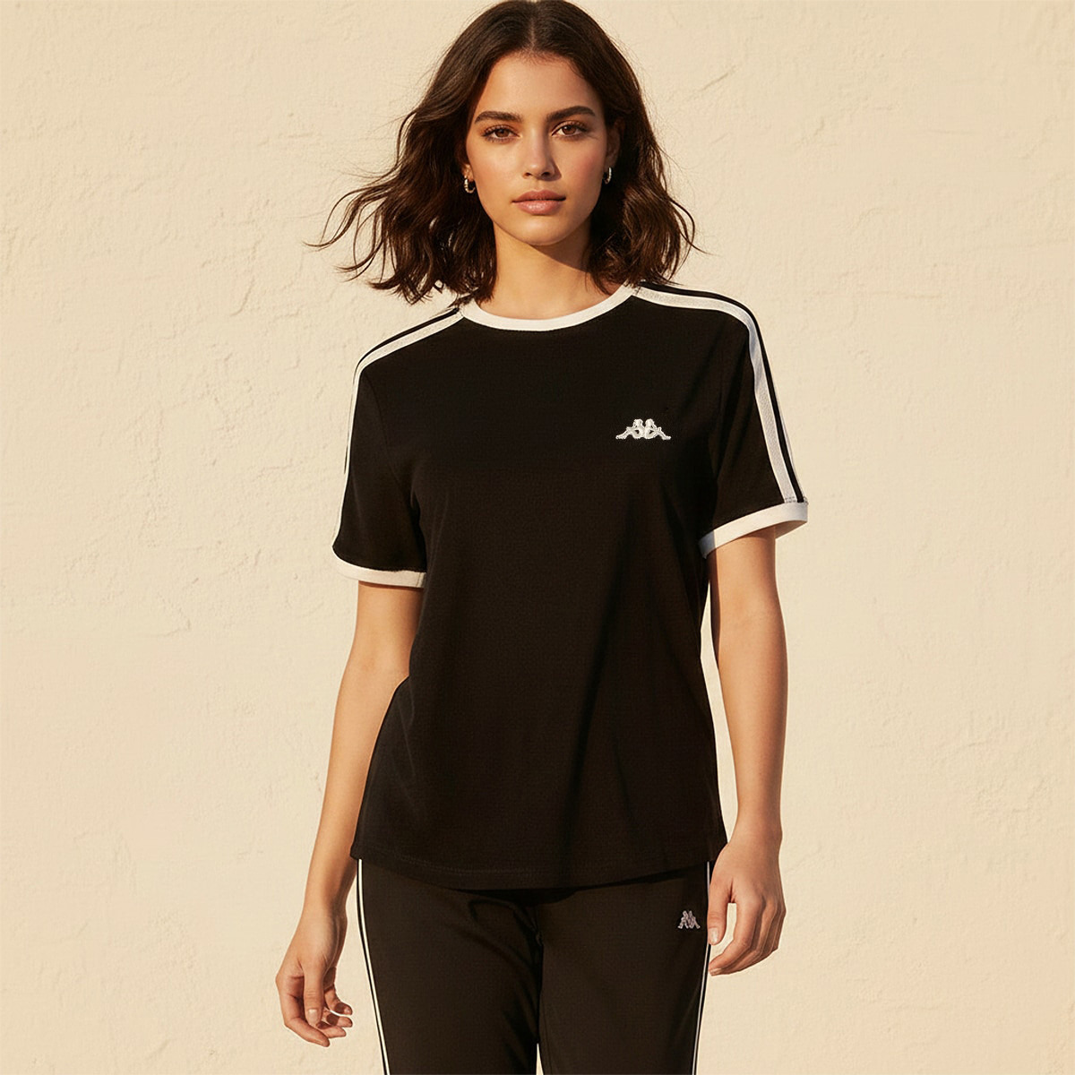 تيشيرت بتطريز الشعار من كابا-women-clothing-tshirts-image-1