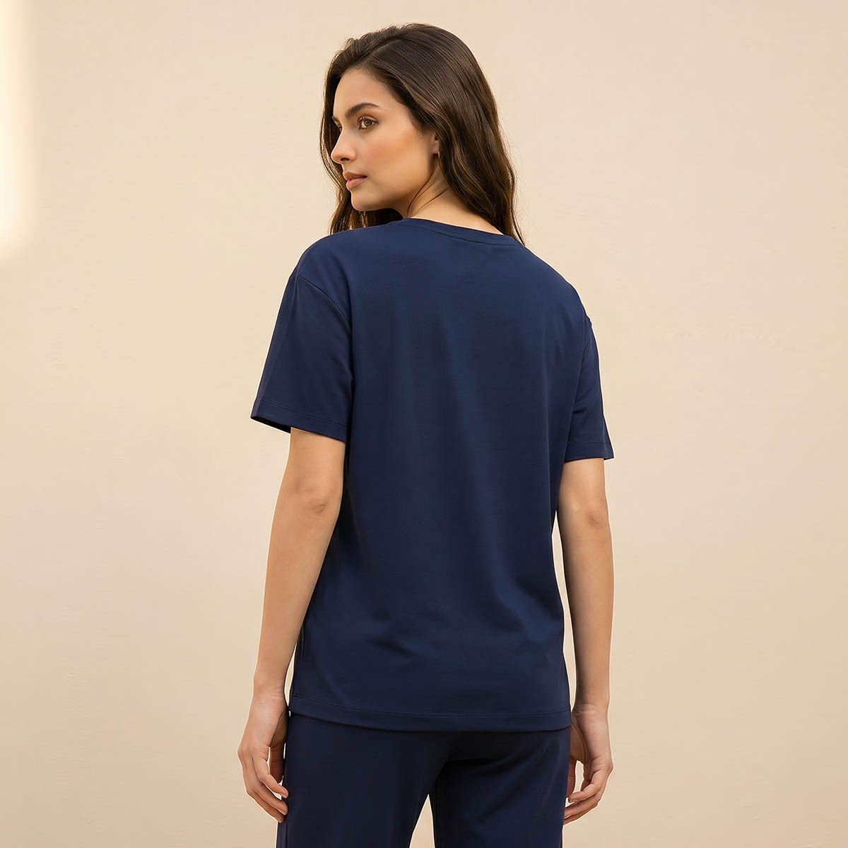 تيشيرت نسائي قطني مطرز بشعار من كابا-women-clothing-tshirts-image-1