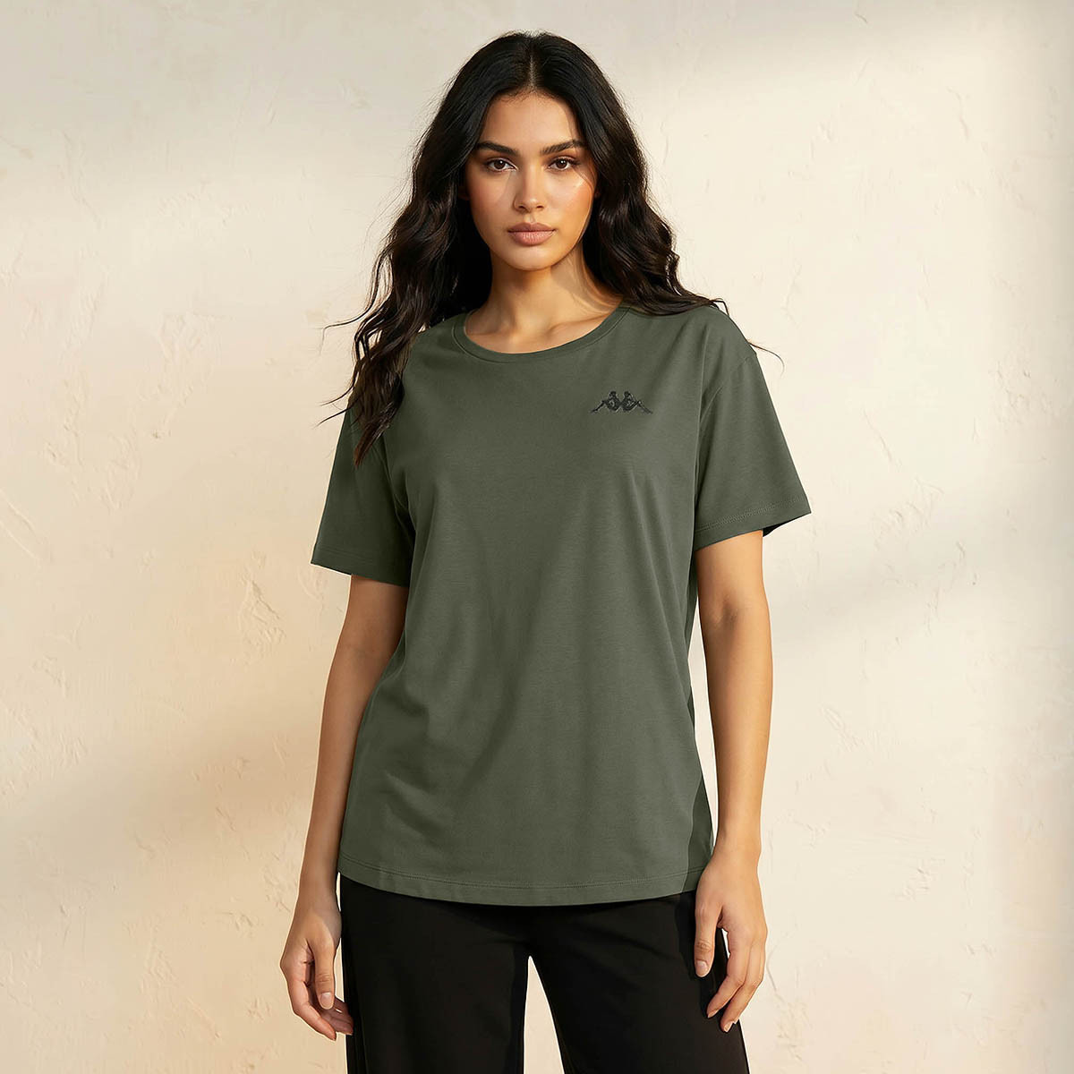 تيشيرت نسائي قطني مطرز بشعار من كابا-women-clothing-tshirts-image-4