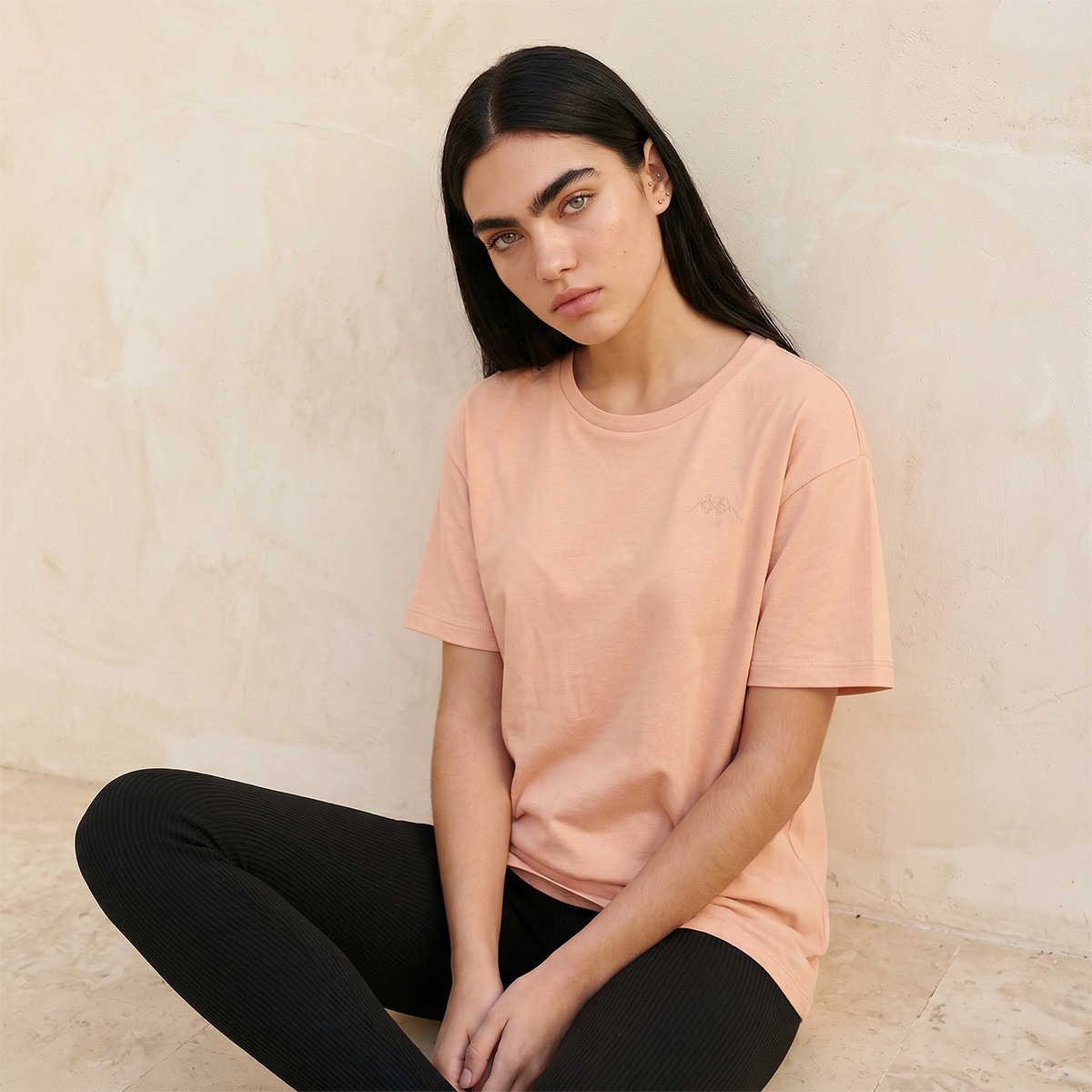 تيشيرت بتطريز شعار من كابا-sports-women-clothing-tshirtsandvests-image-5