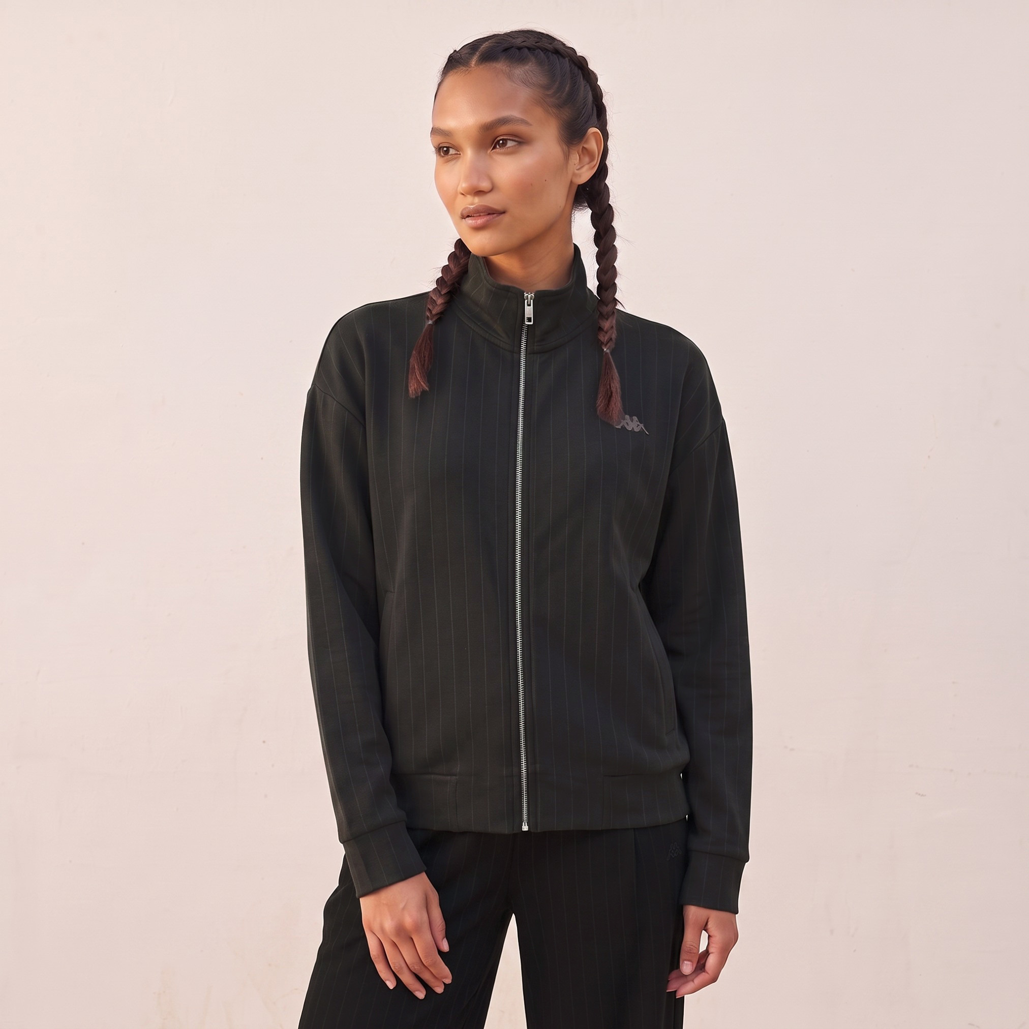 جاكيت مخطط من كابا-sports-women-clothing-coatsandjackets-jackets-image-1