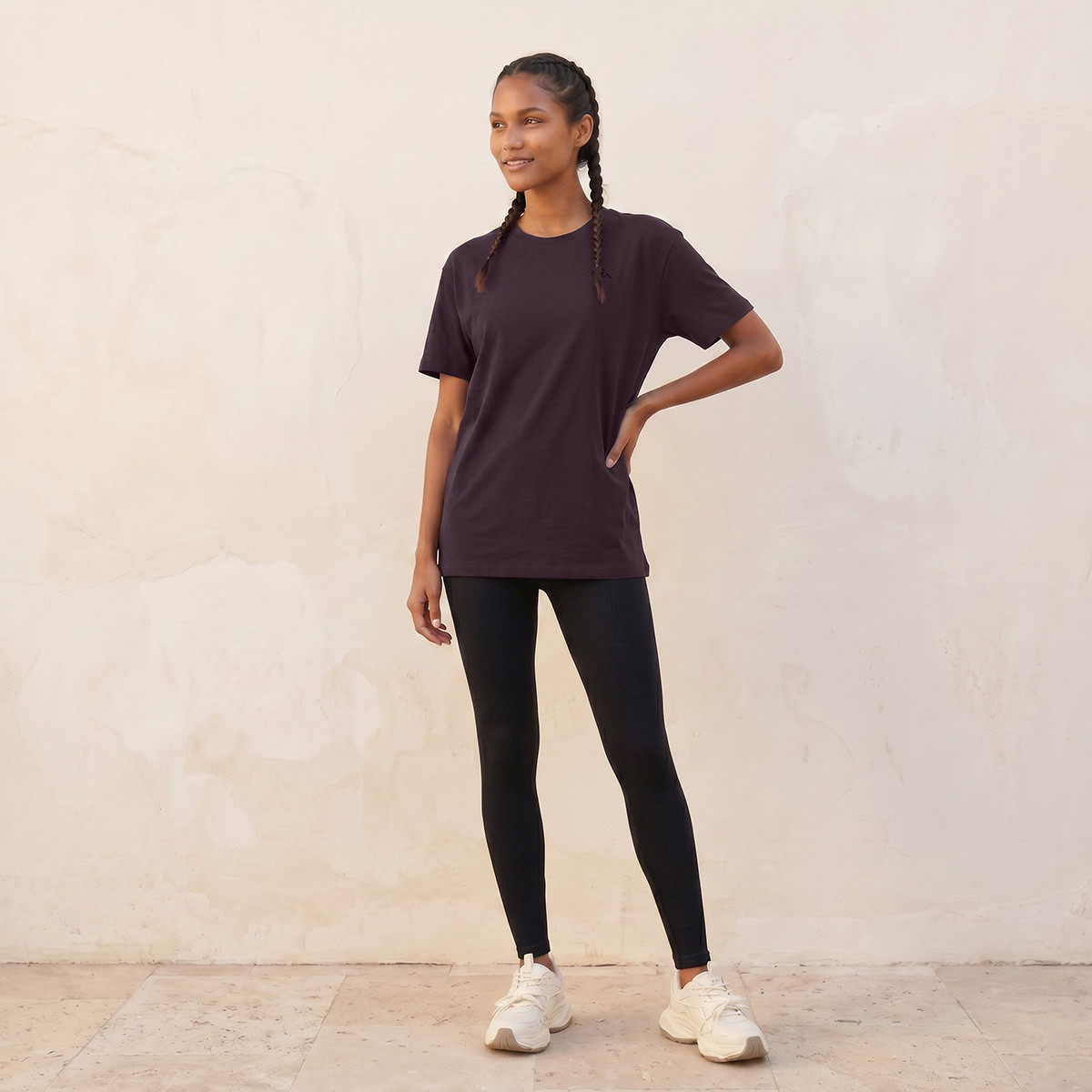 تيشيرت بتطريز شعار من كابا-sports-women-clothing-tshirtsandvests-image-3