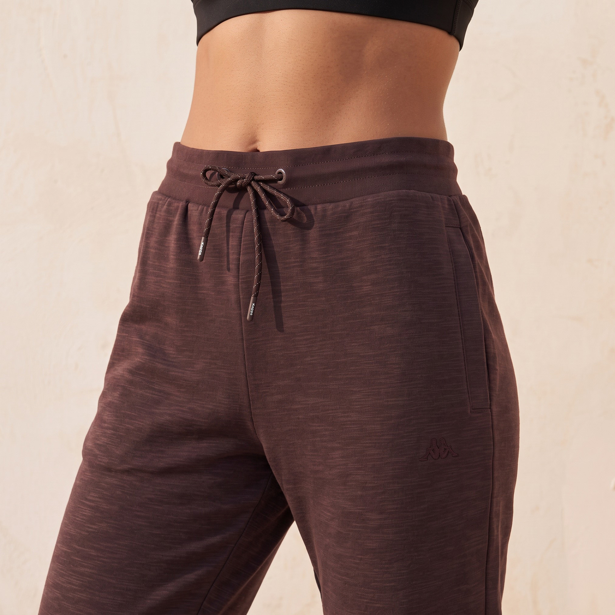 بنطلون رياضي برباط خصر من كابا-women-clothing-bottoms-joggers-image-2